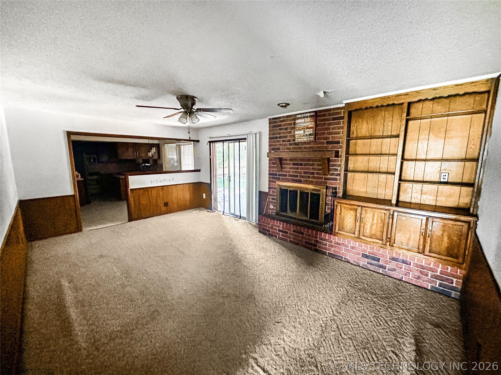 401 N Cimarron Property Photo 6