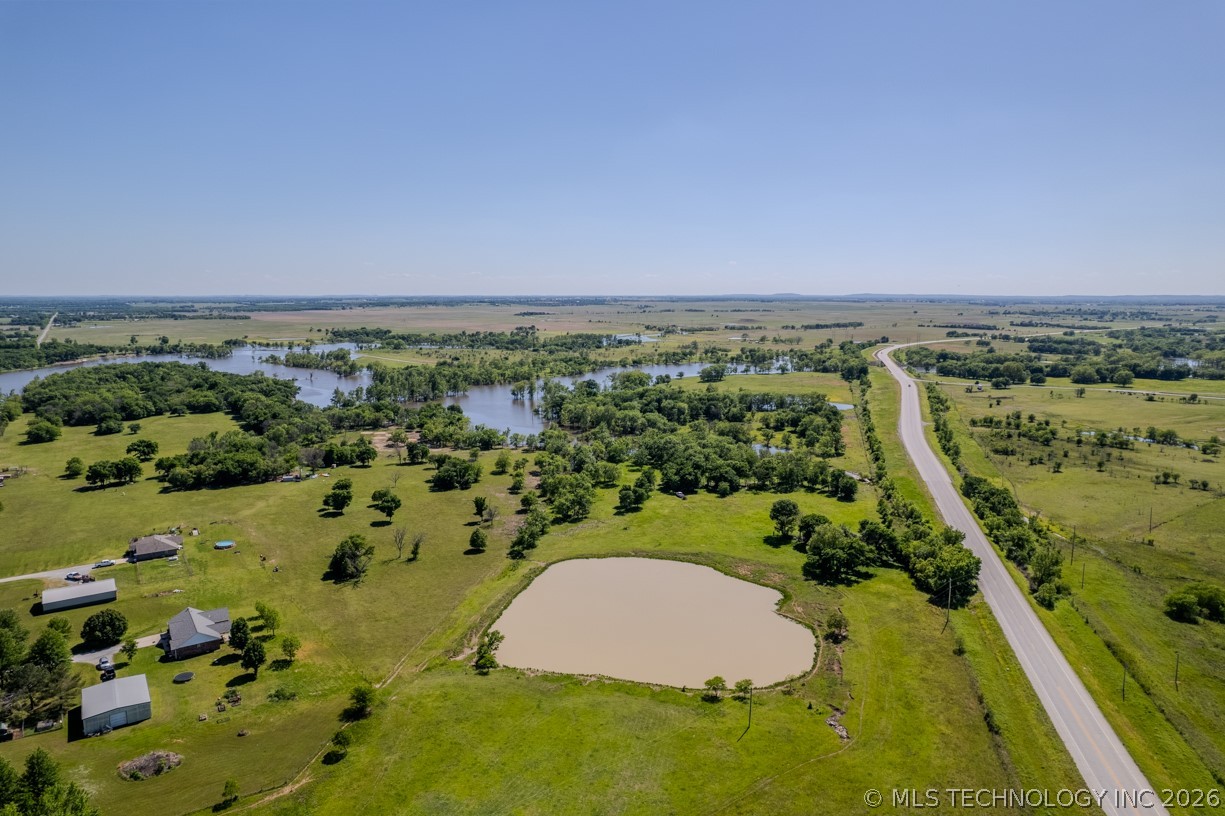 17 N 4390 Property Photo 5