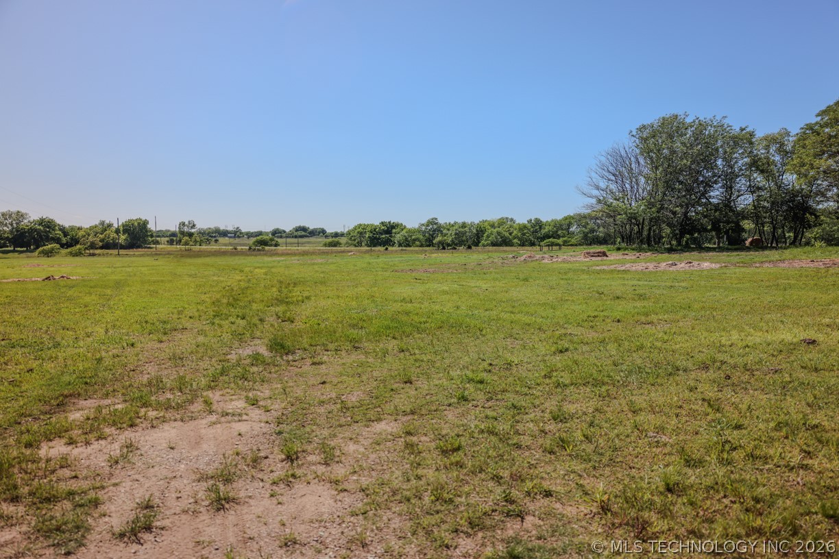 17 N 4390 Property Photo 32
