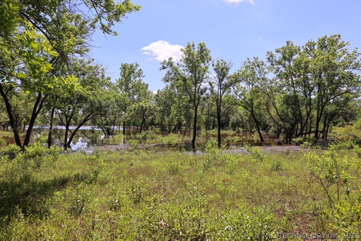 17 N 4390 Property Photo 64
