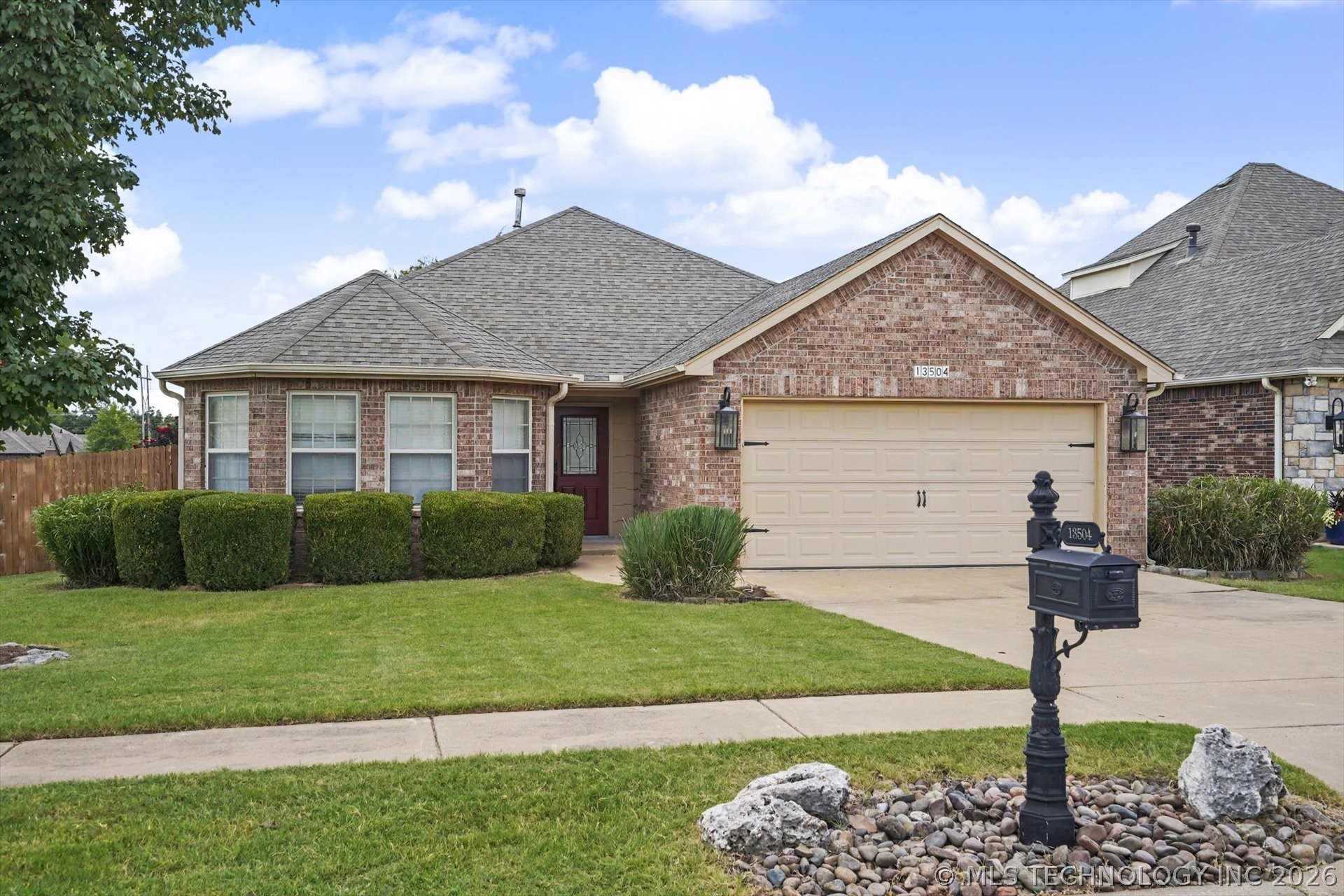 13504 S Nyssa Street Property Photo 2