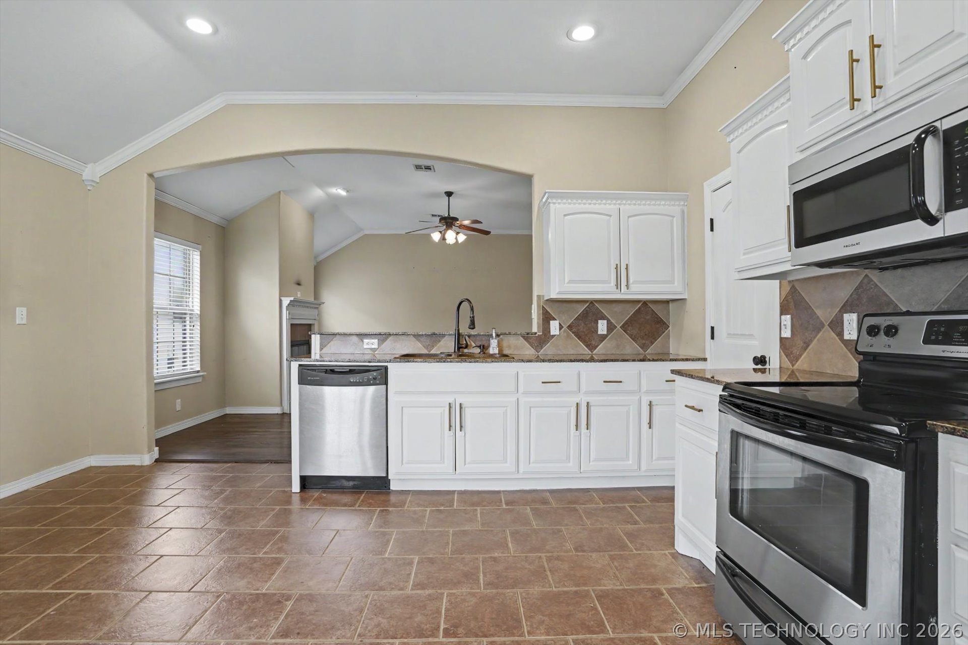 13504 S Nyssa Street Property Photo 11