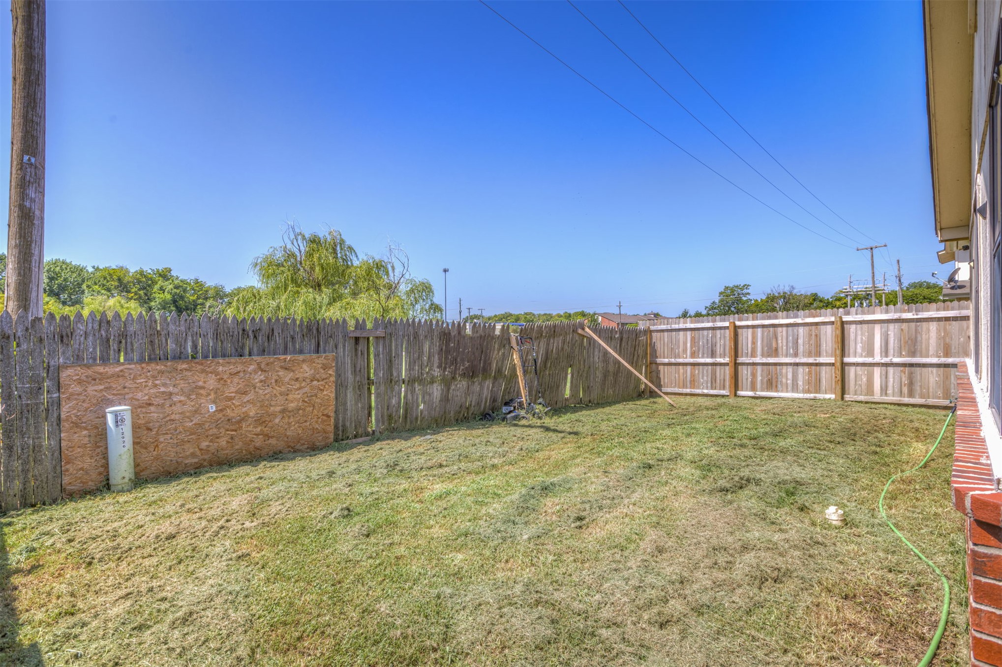 12926 E 28th Place Property Photo 41