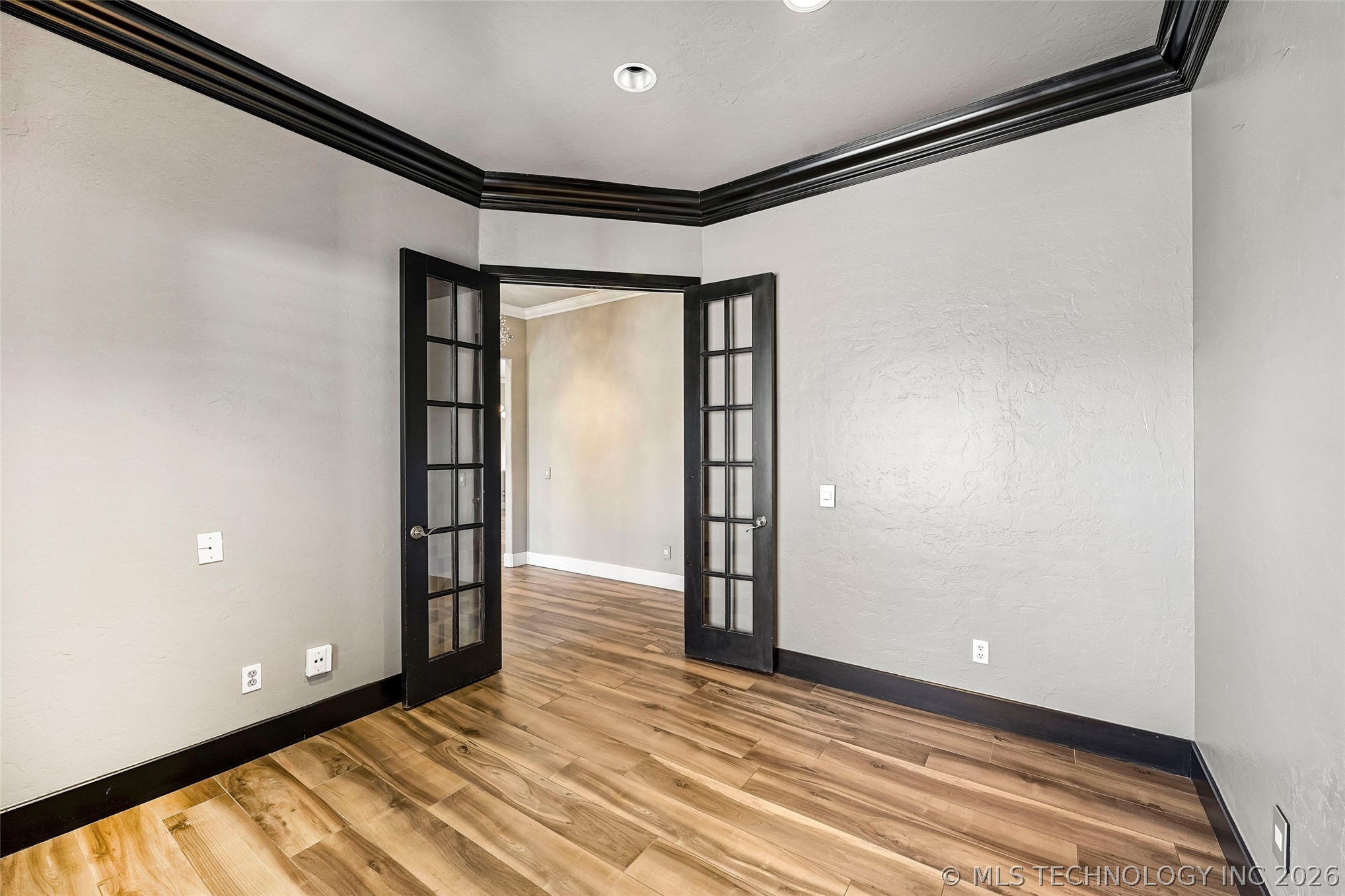 14813 Hollyhock Drive Property Photo 13