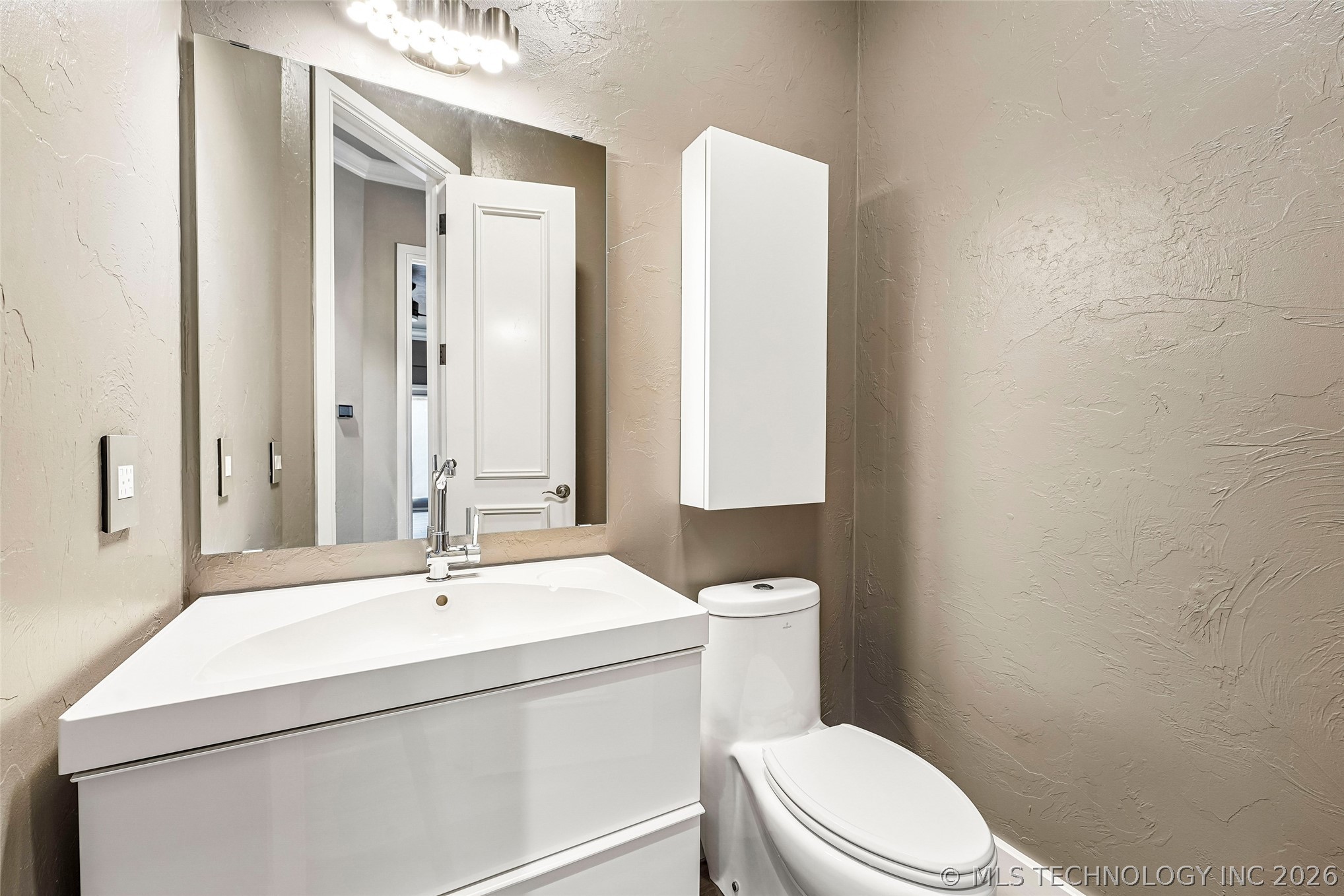 14813 Hollyhock Drive Property Photo 24