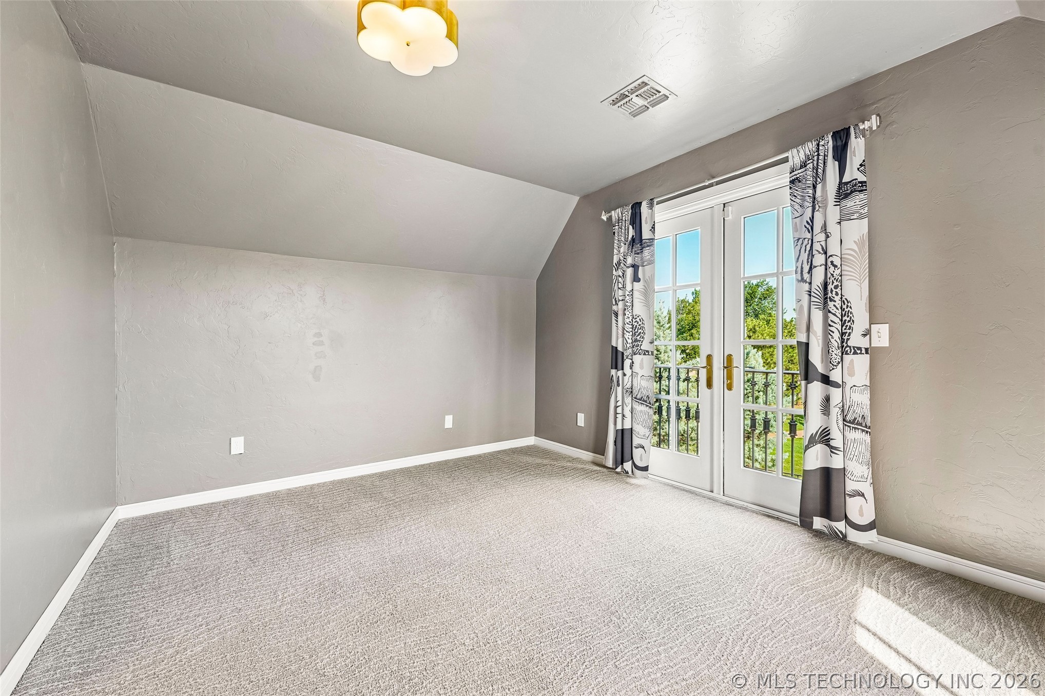14813 Hollyhock Drive Property Photo 37