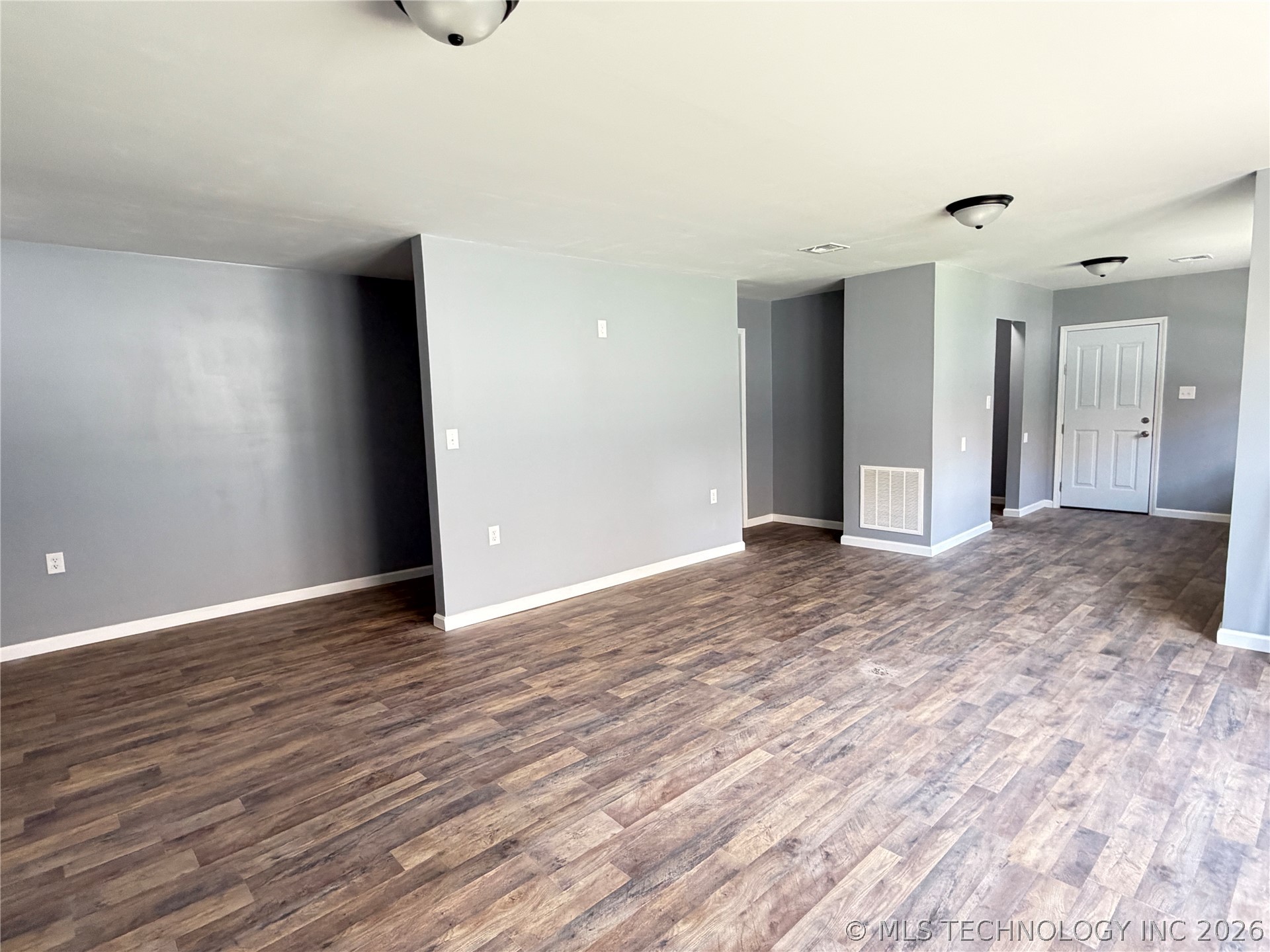 805 N J Street Property Photo 2