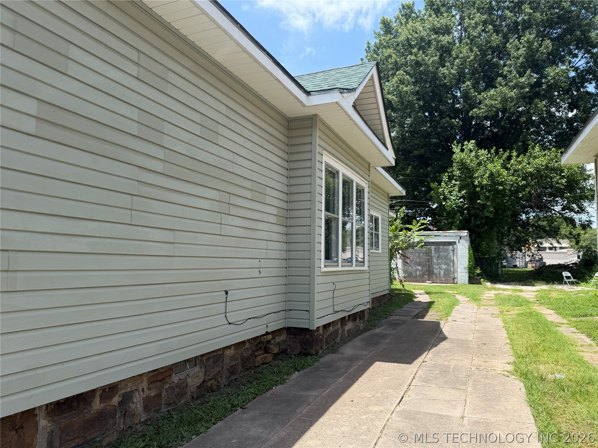 805 N J Street Property Photo 18