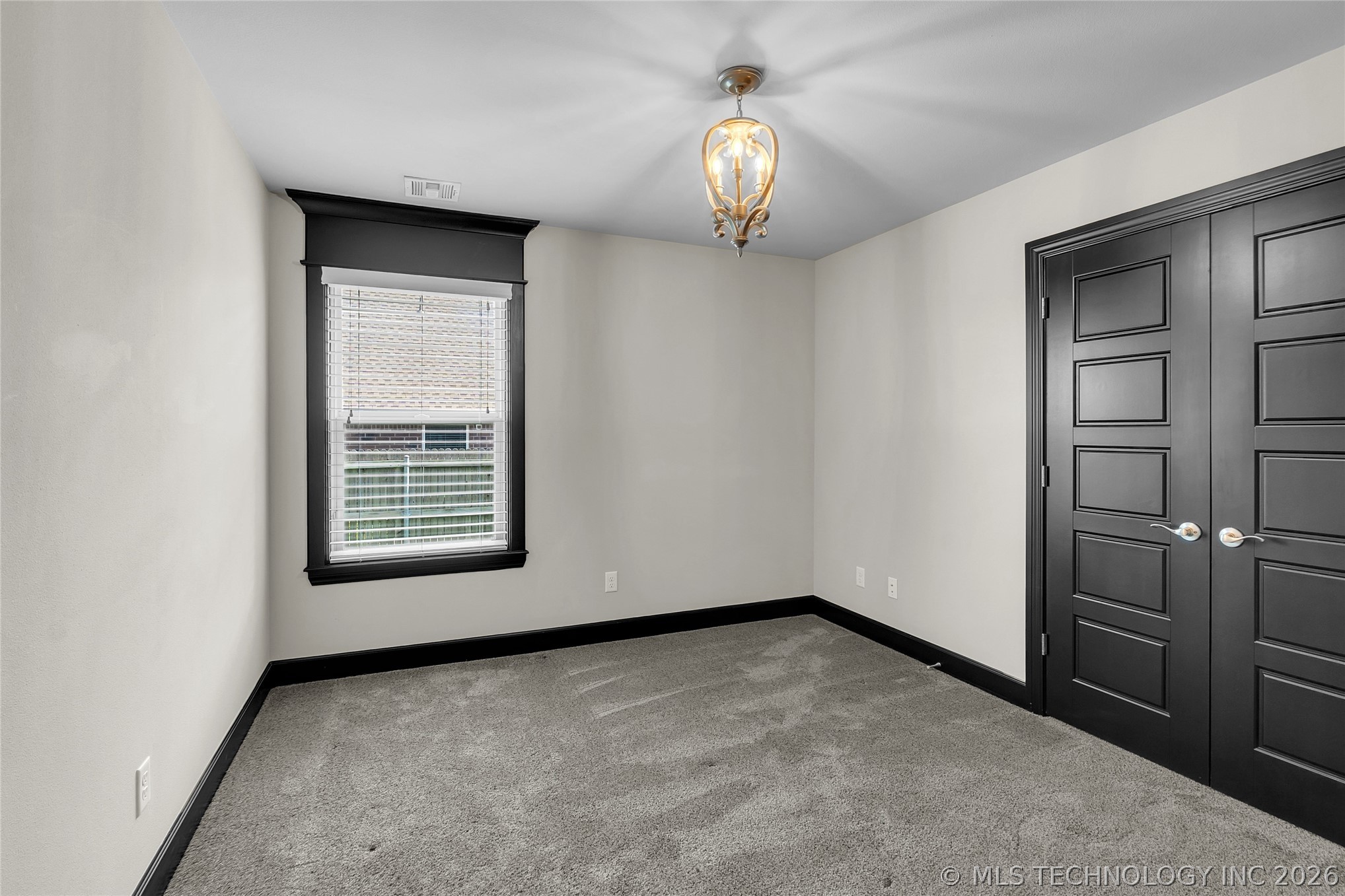 3915 S 15th Place Property Photo 38