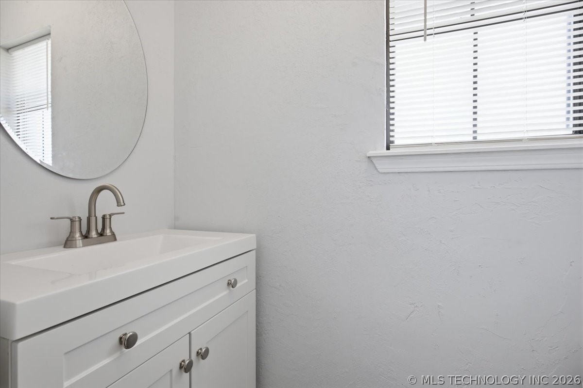 8880 County Road 3490 Property Photo 20