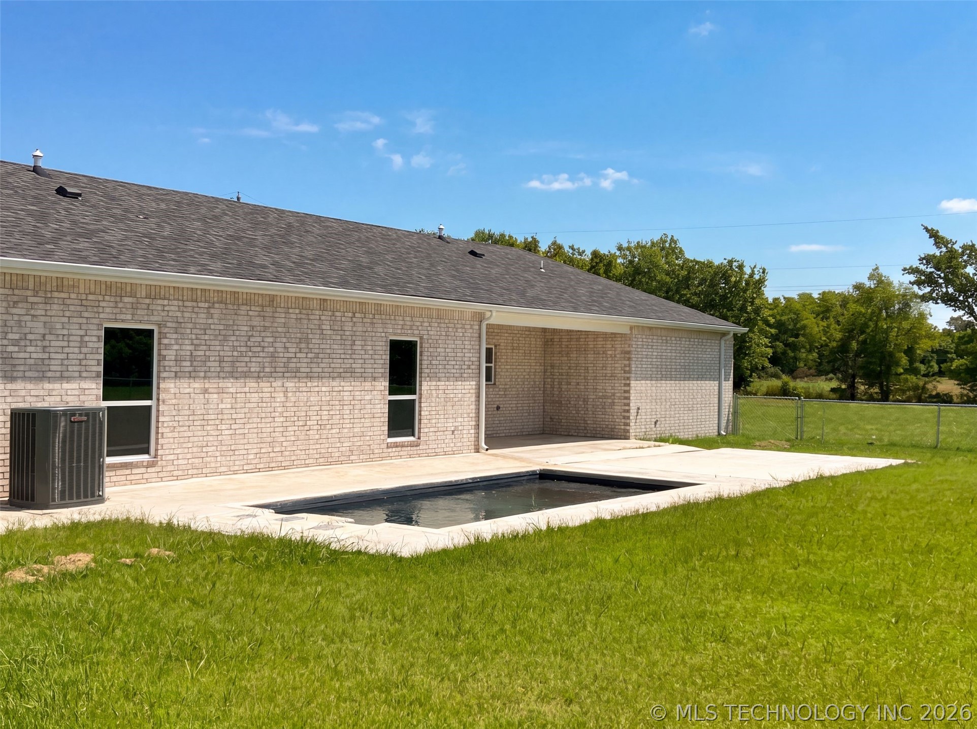 1950 E 474 Street Property Photo 5