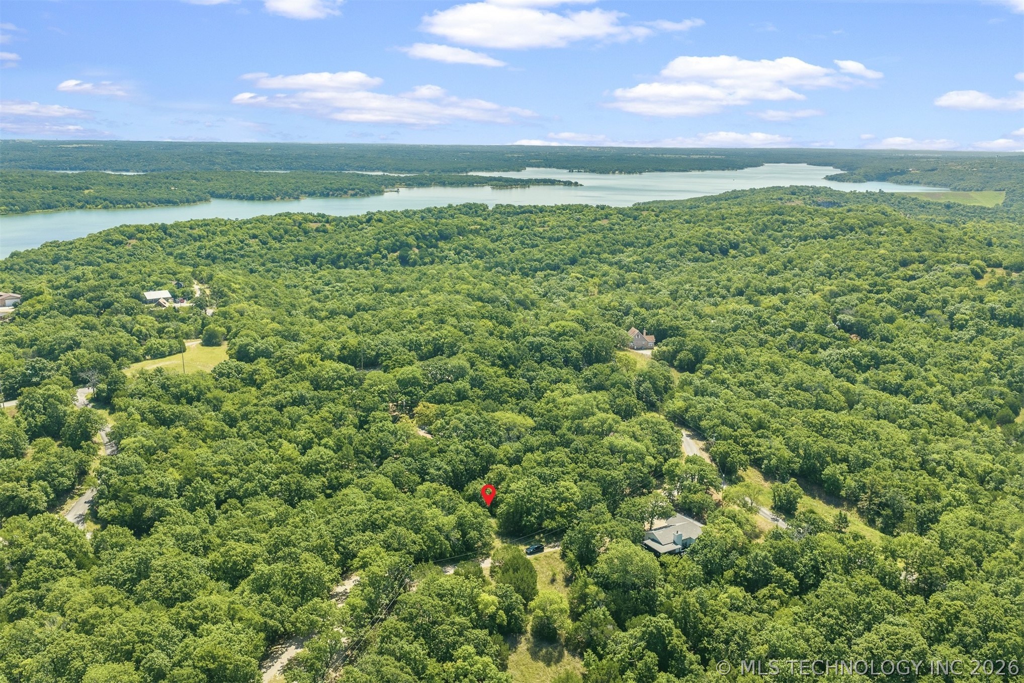 10 Hickory Hill Drive Property Photo 3