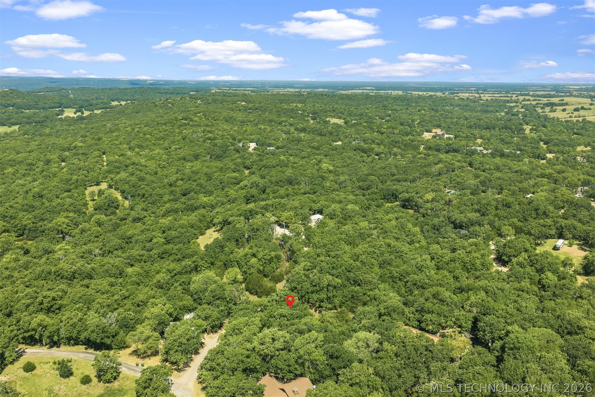 10 Hickory Hill Drive Property Photo 6