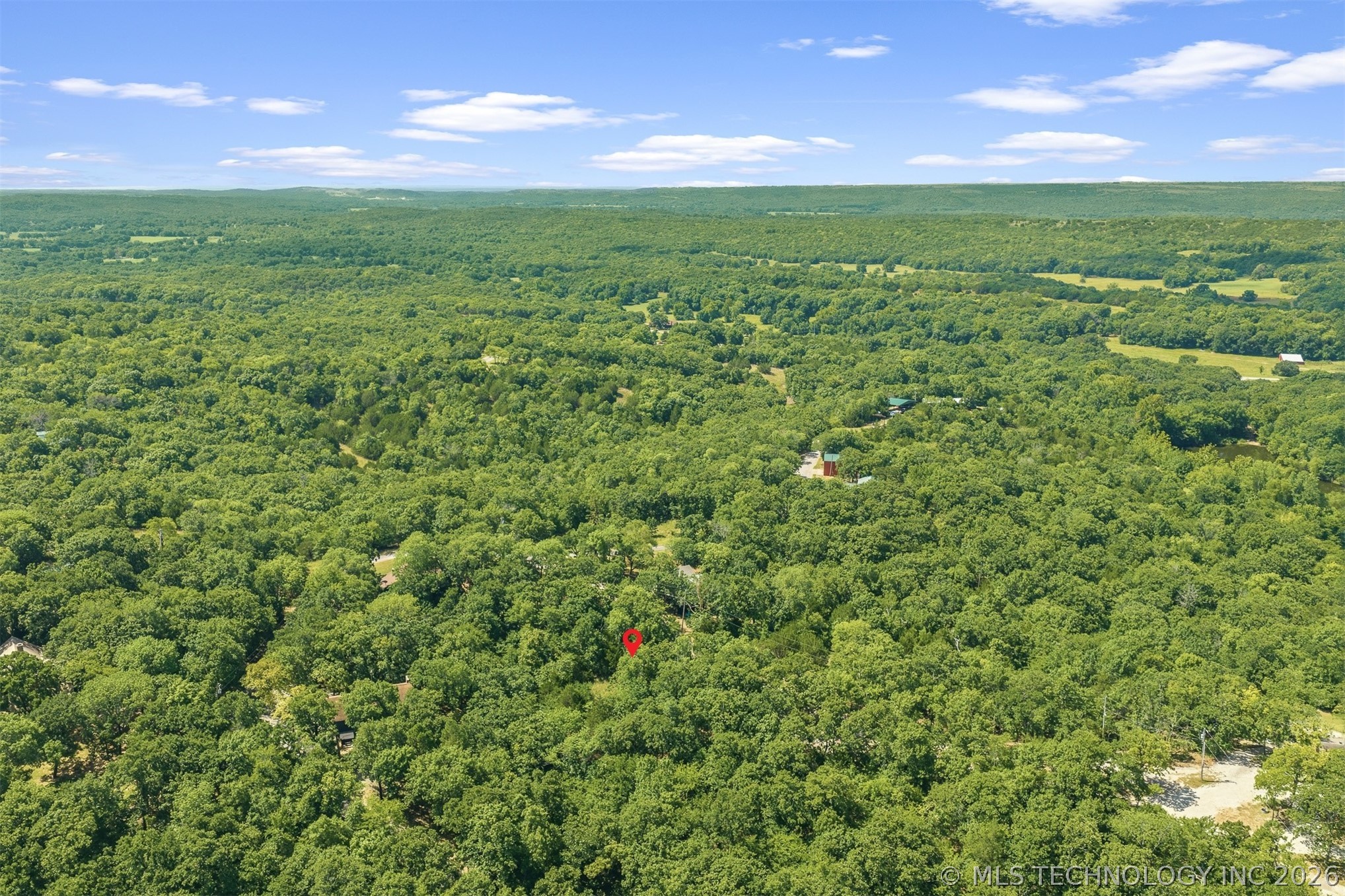 10 Hickory Hill Drive Property Photo 8