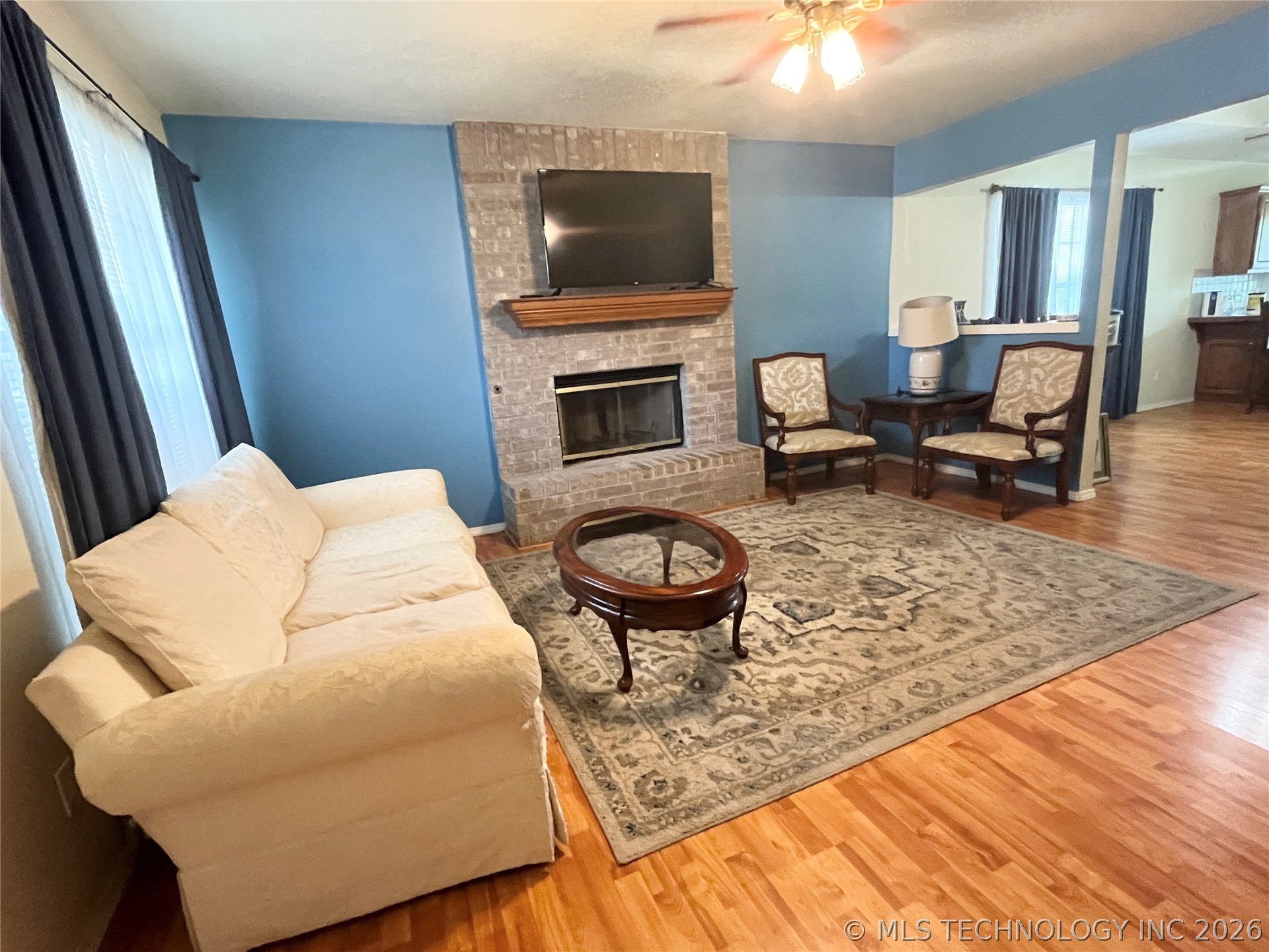 1331 E Bryan Avenue Property Photo 2