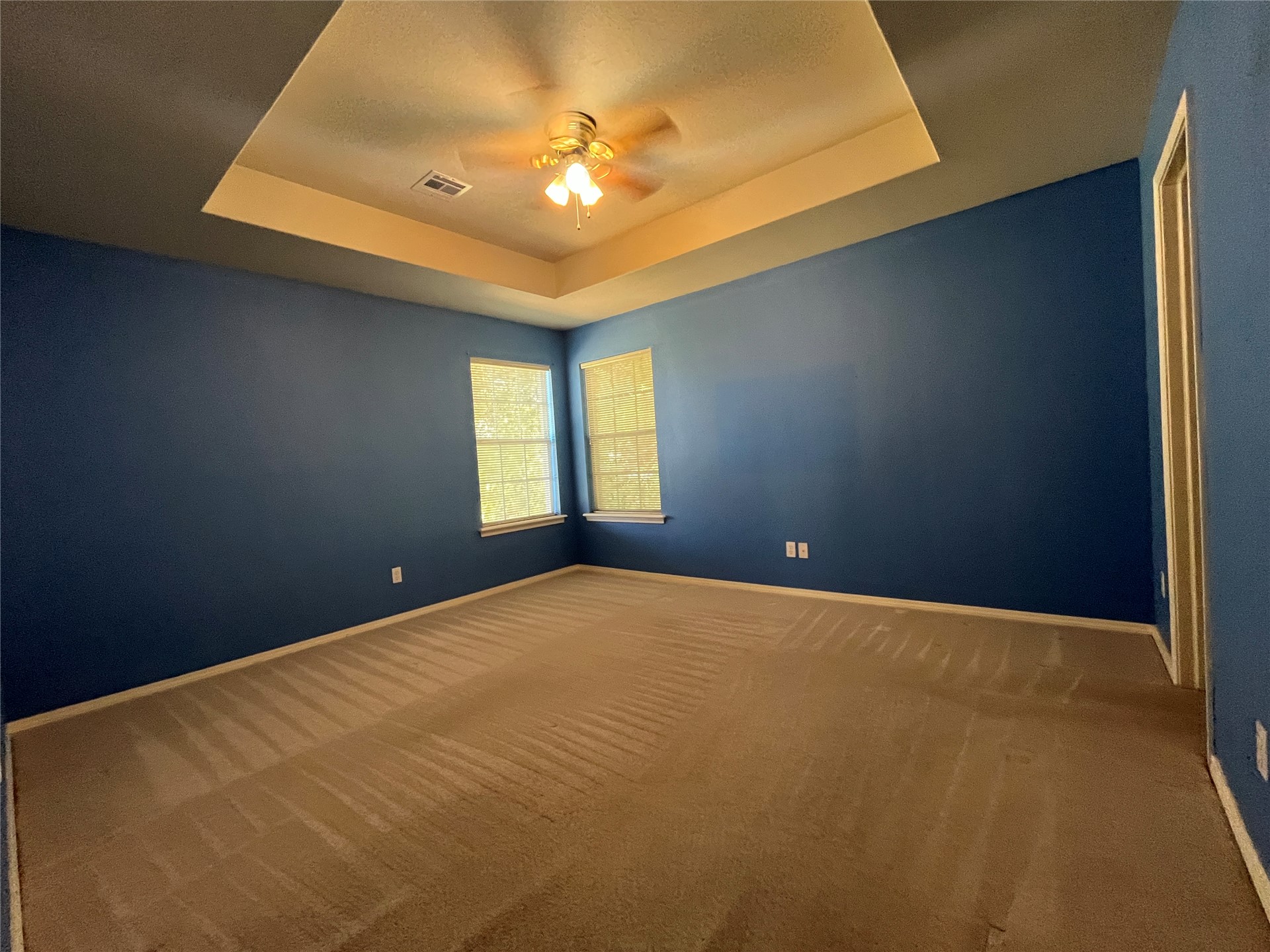 1331 E Bryan Avenue Property Photo 11