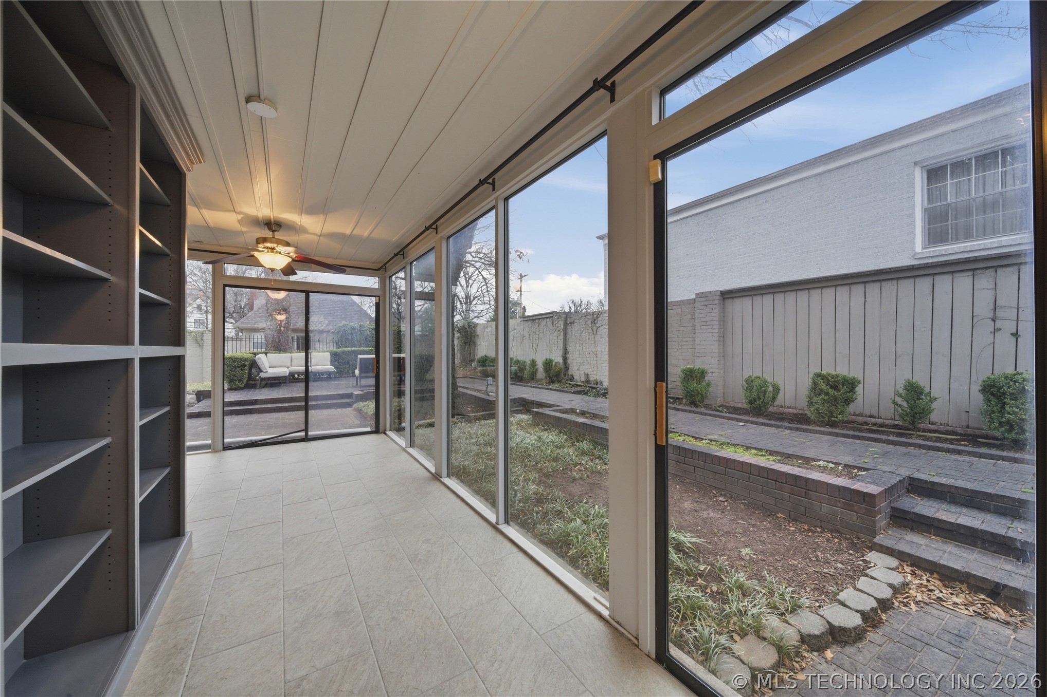 2441 E 31st Street Property Photo 25