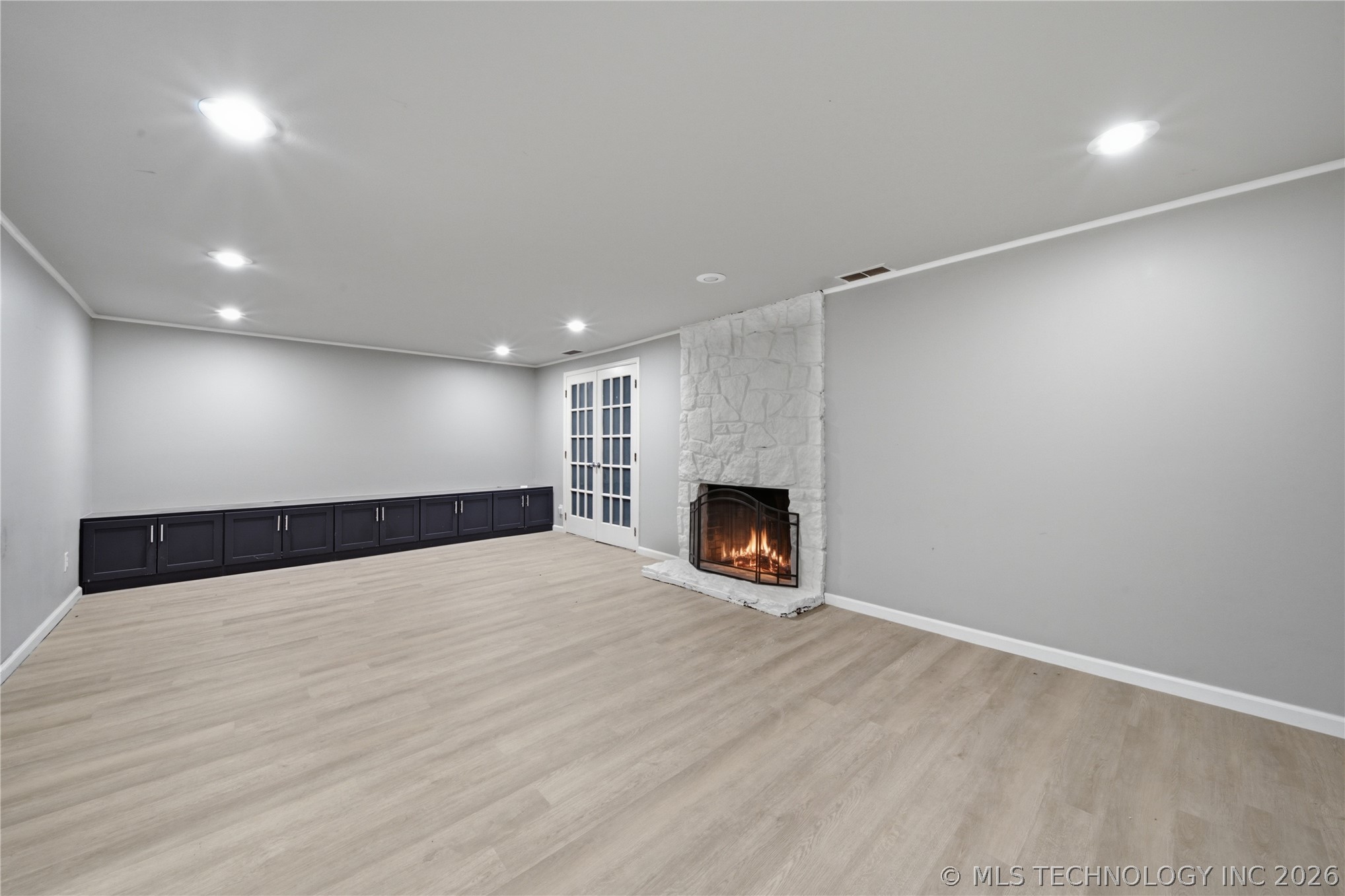2441 E 31st Street Property Photo 43