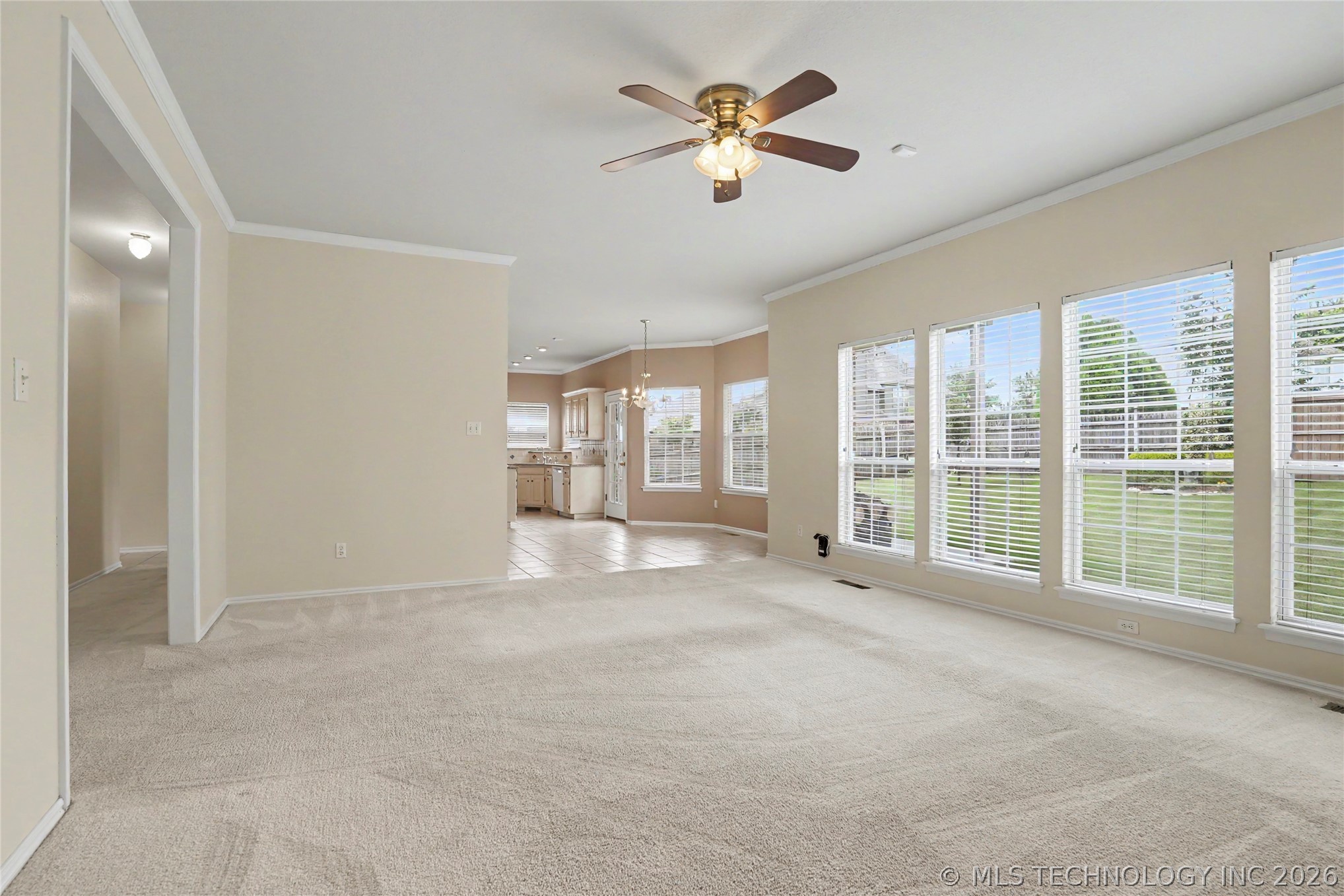 320 N Willow Avenue Property Photo 17