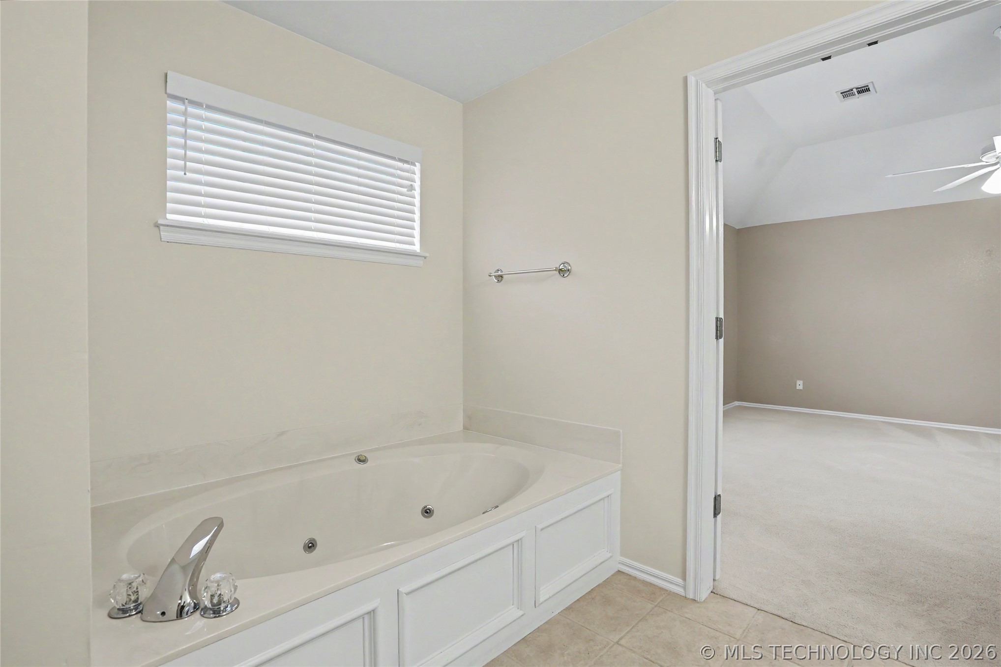 320 N Willow Avenue Property Photo 44