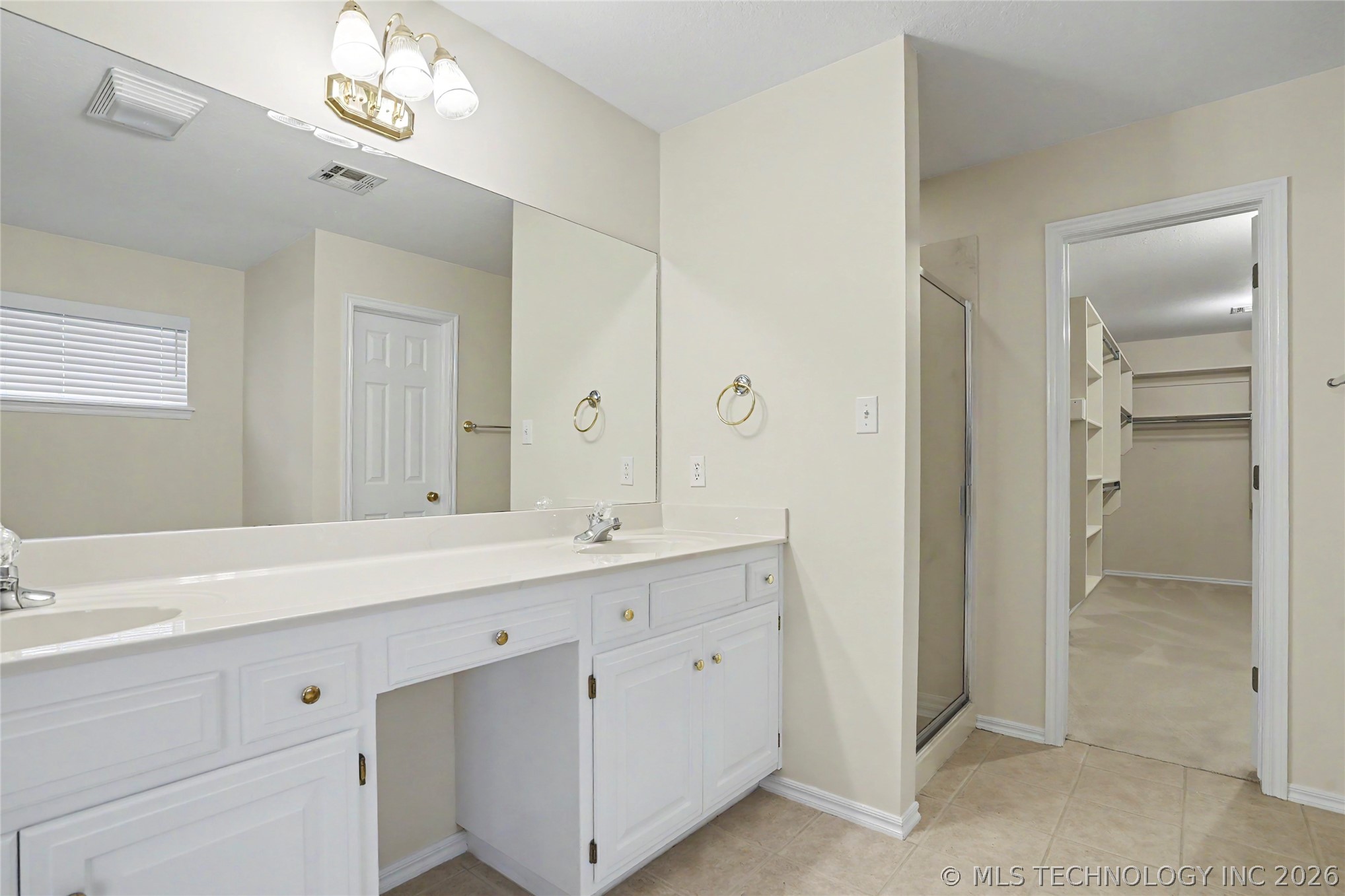 320 N Willow Avenue Property Photo 45