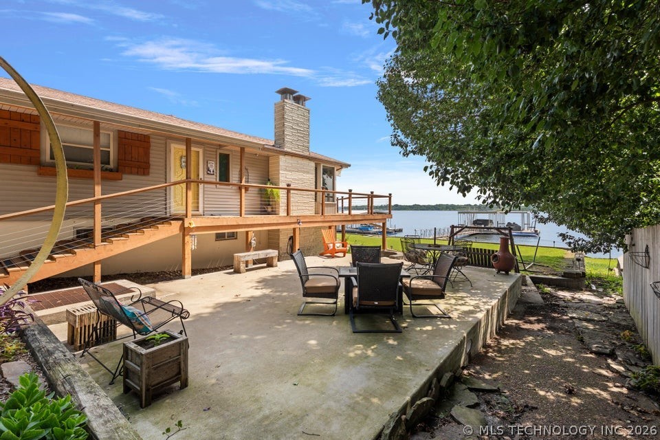 8823 Keller Road Property Photo 4