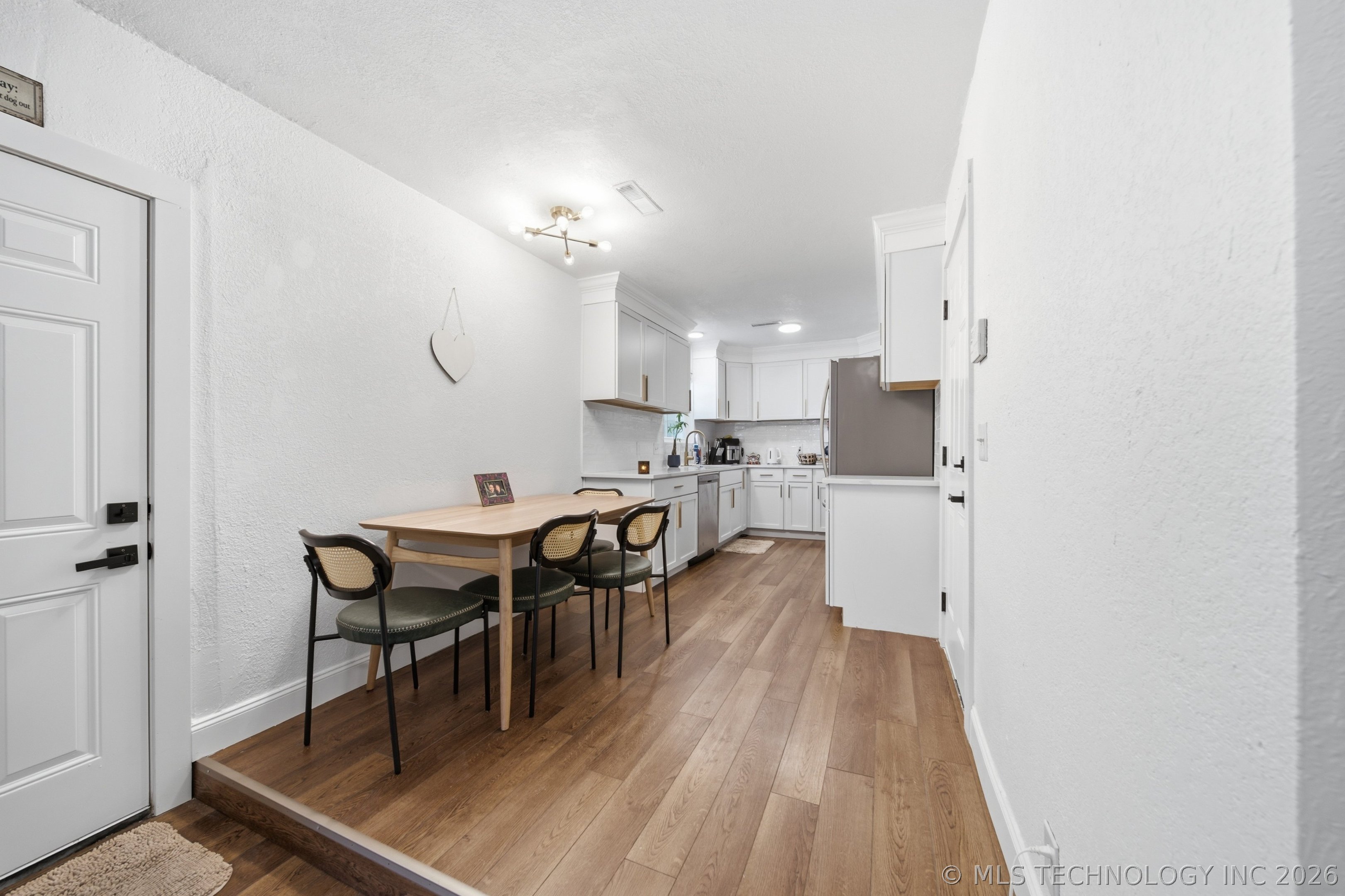1656 S Redbud Place Property Photo 13