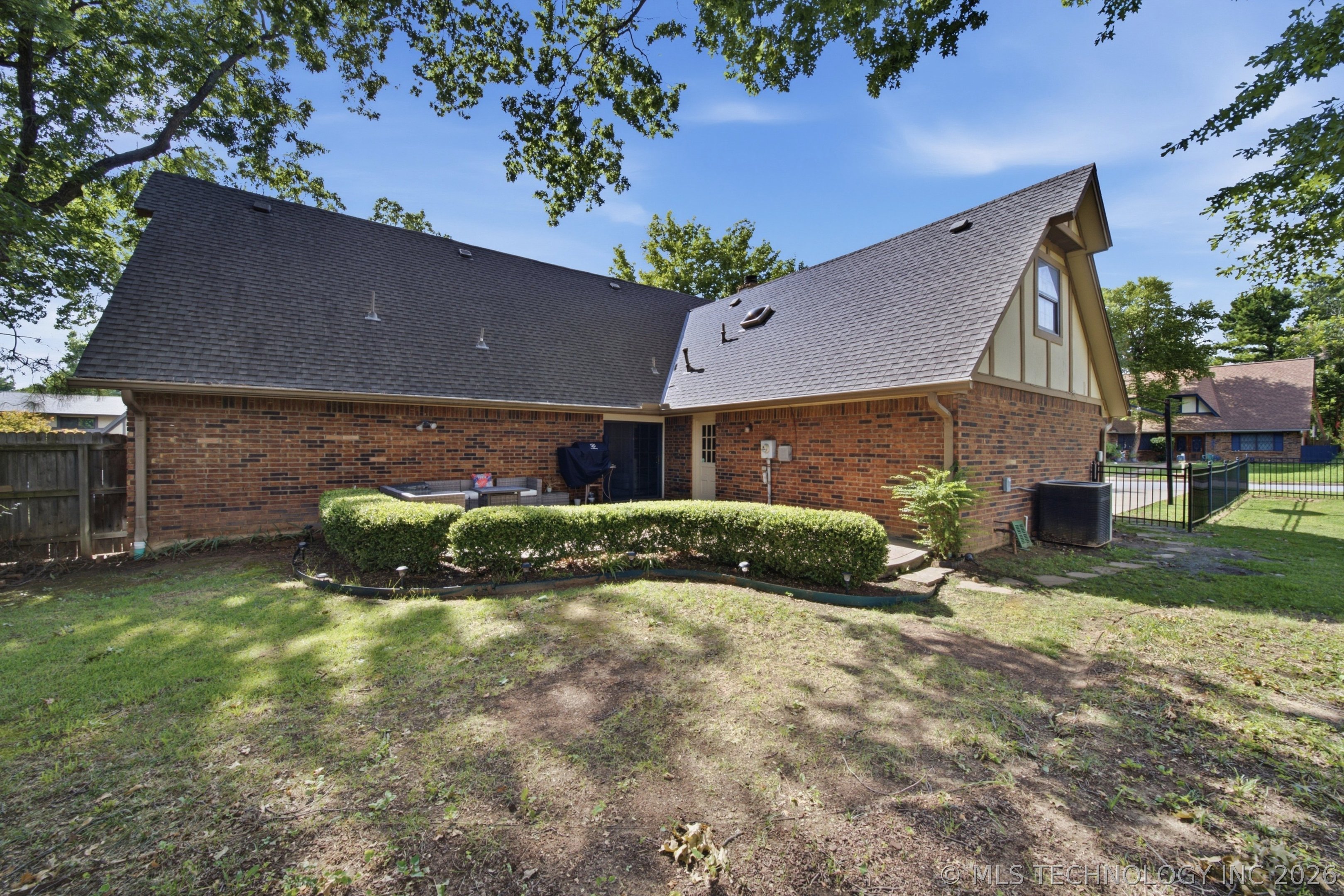 8117 S Quebec Avenue Property Photo 34