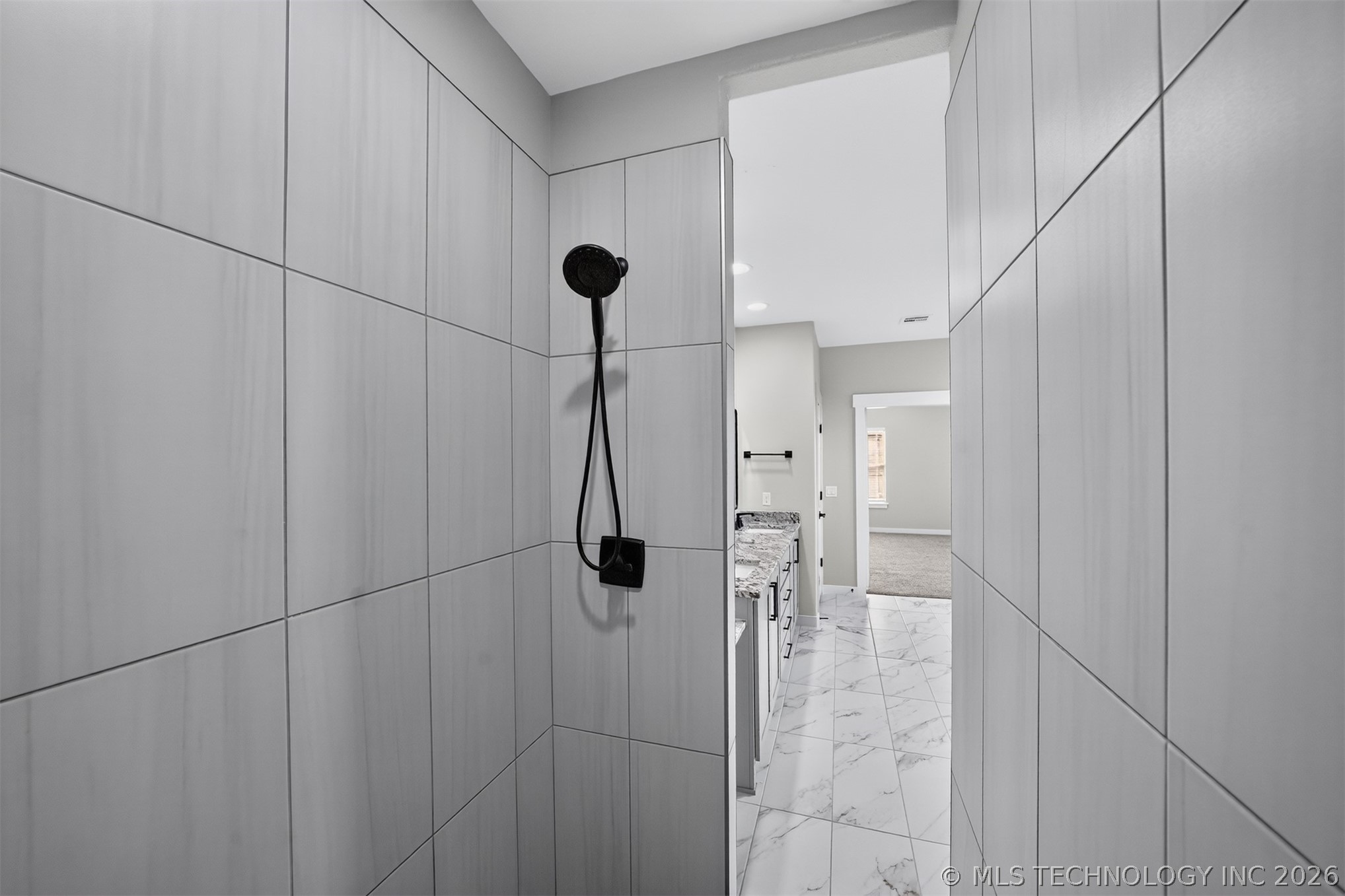 2042 E 130th Street Property Photo 23