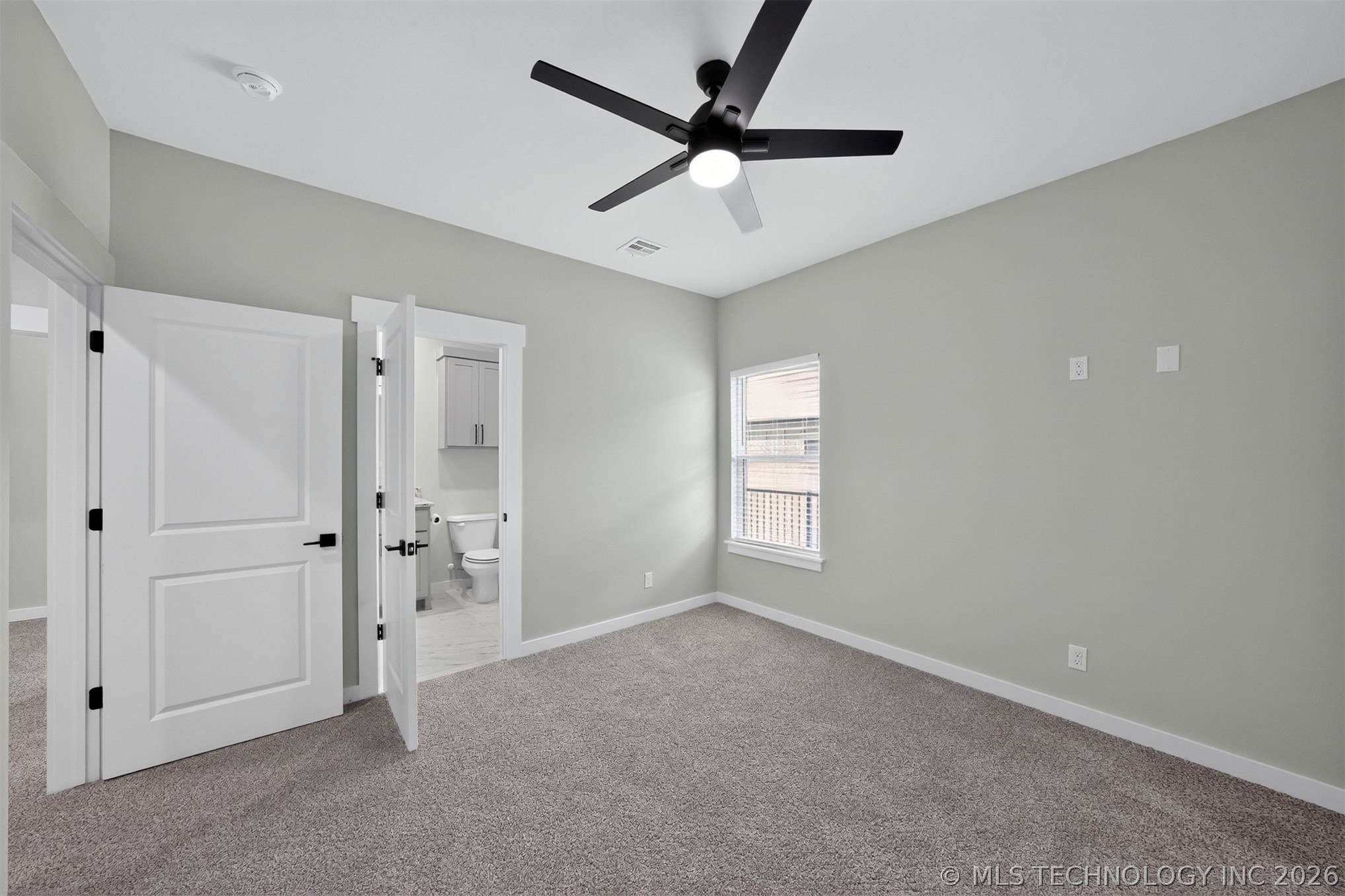 2042 E 130th Street Property Photo 27