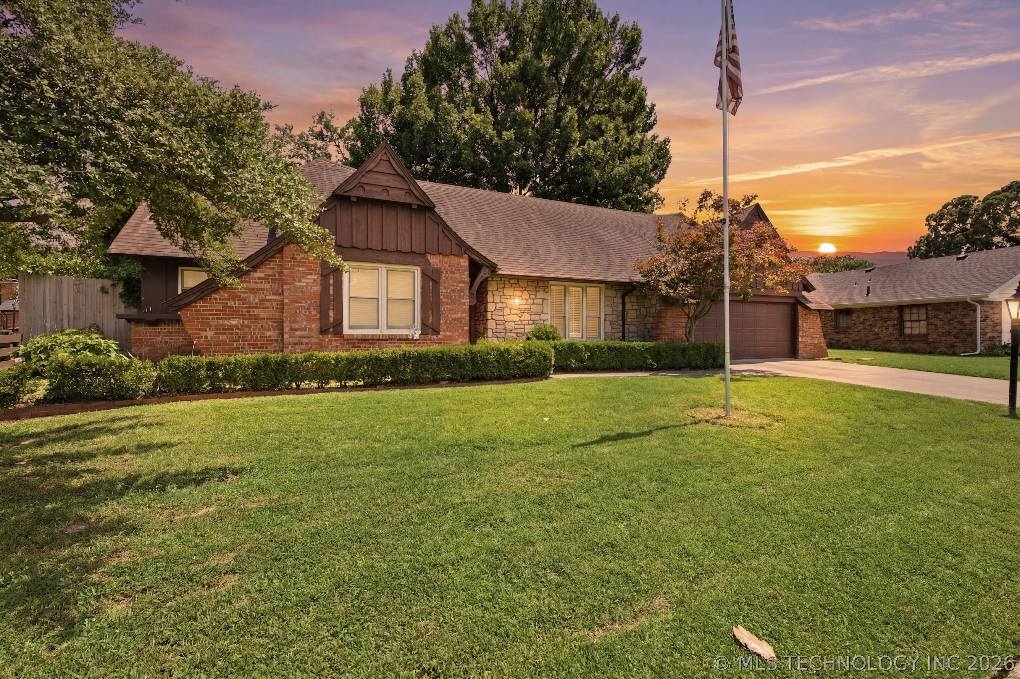 1754 E 59th Place Property Photo 1