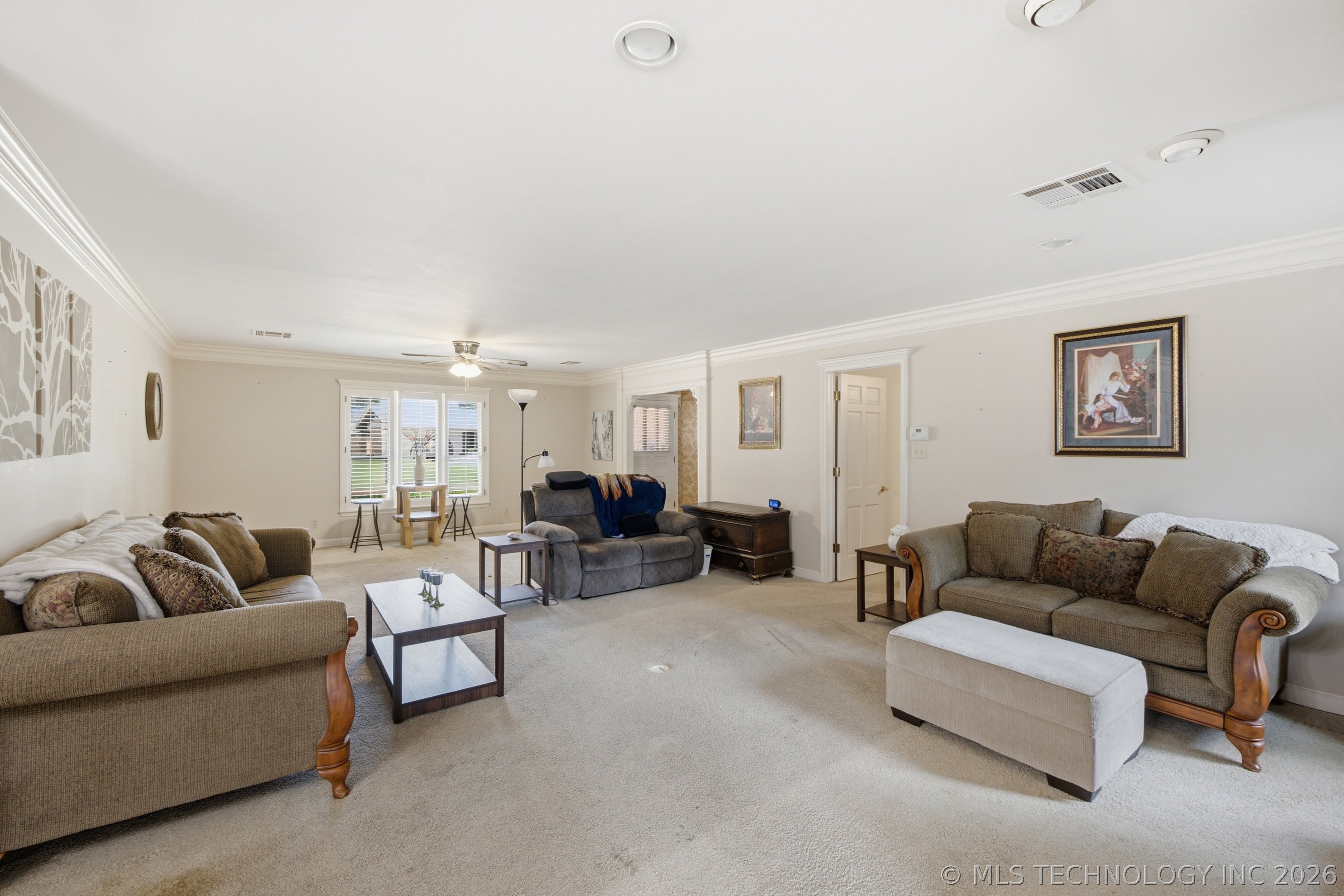 1754 E 59th Place Property Photo 8