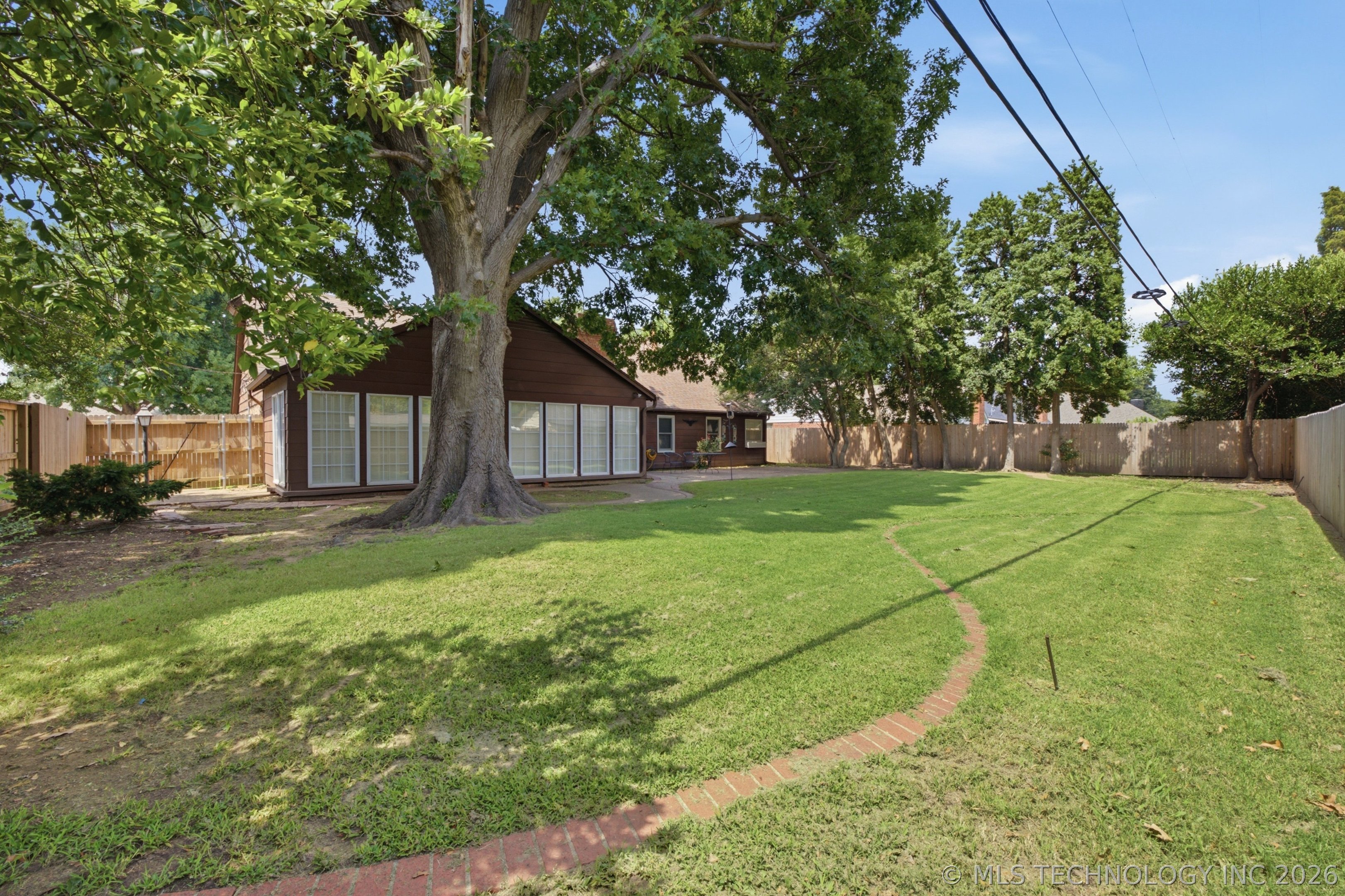 1754 E 59th Place Property Photo 31