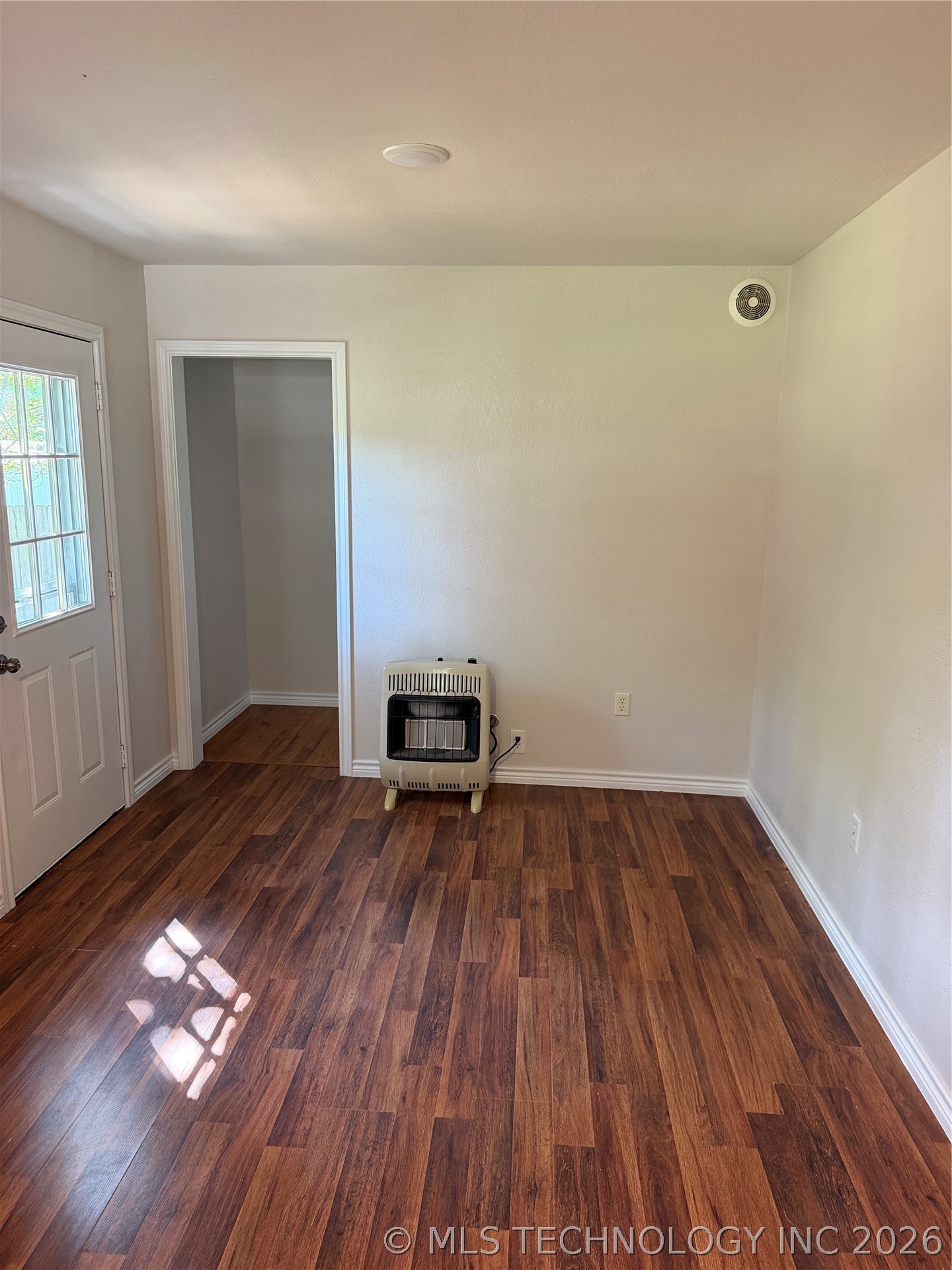906 S Mckinley Property Photo 4