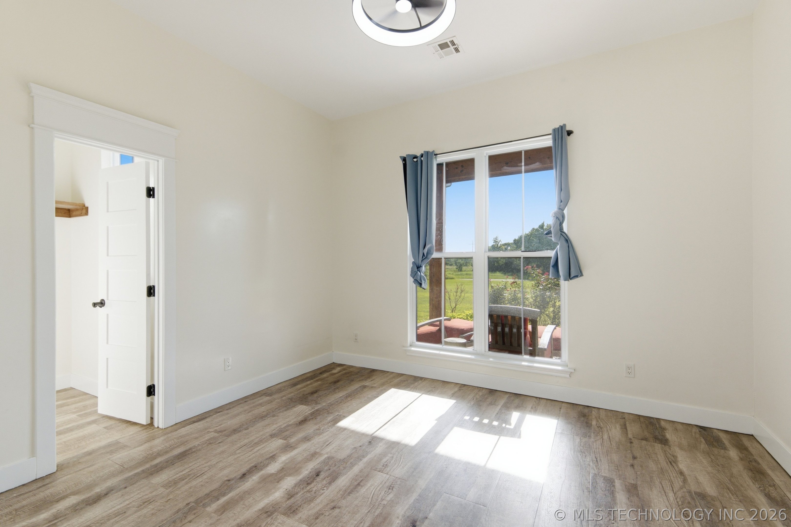 2500 Gulick Street Property Photo 25