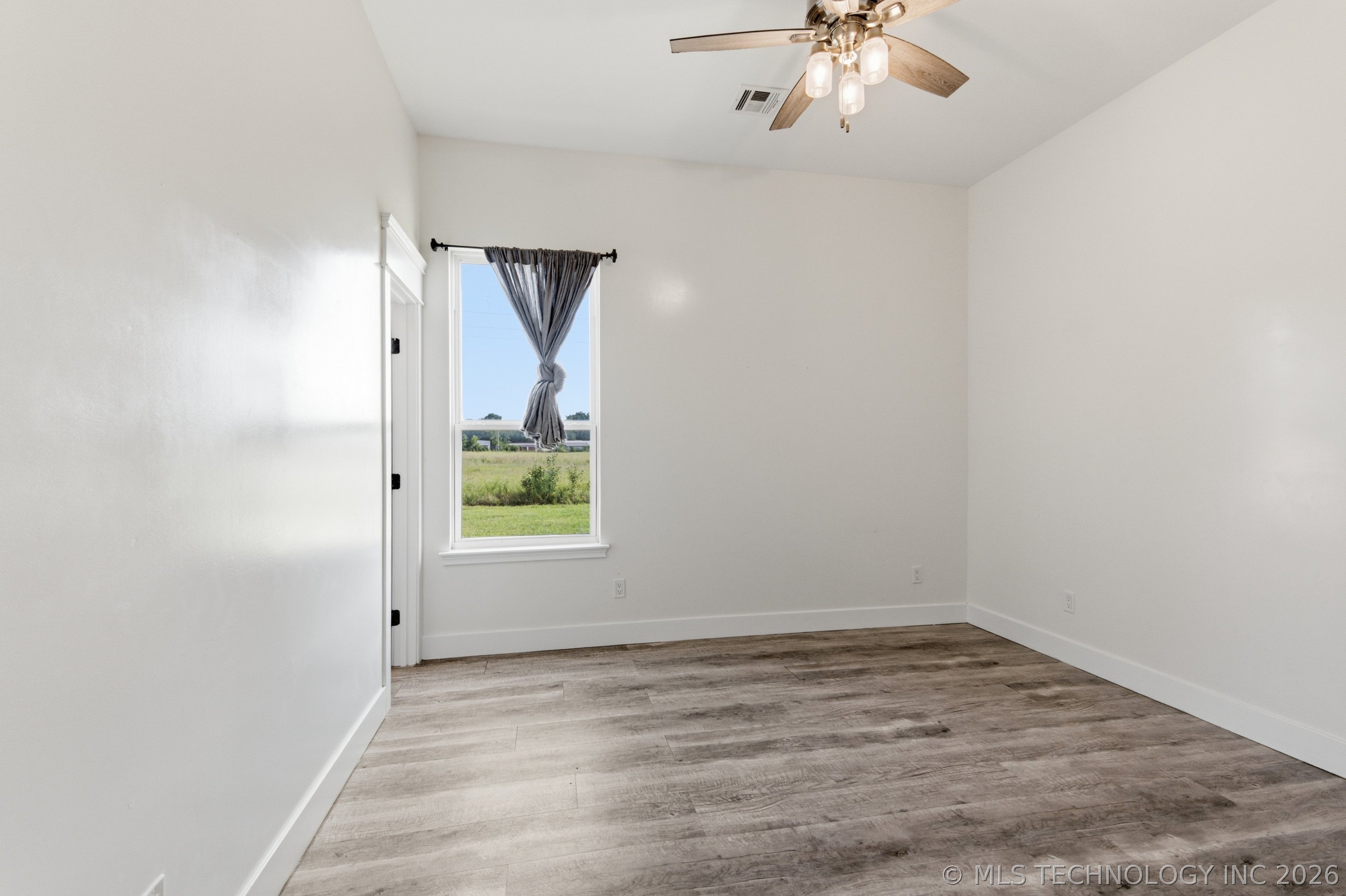 2500 Gulick Street Property Photo 28