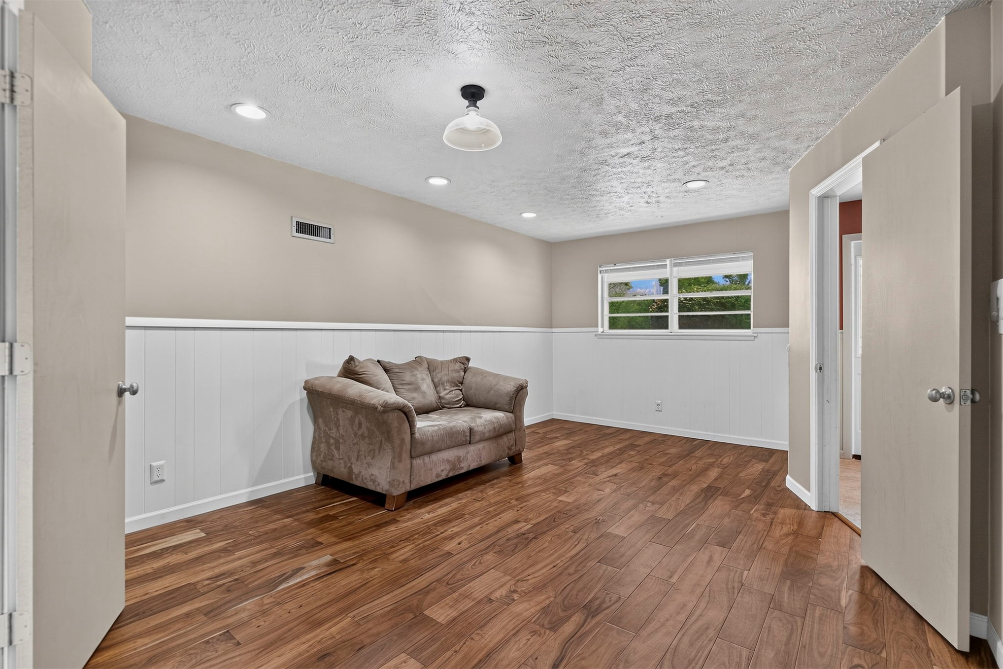 723 Valentine Lane Property Photo 22