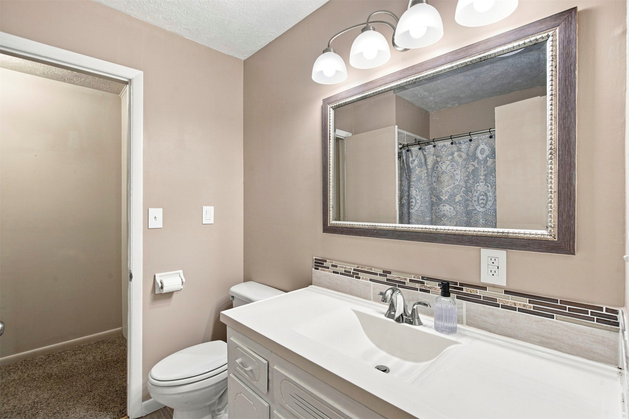 723 Valentine Lane Property Photo 26