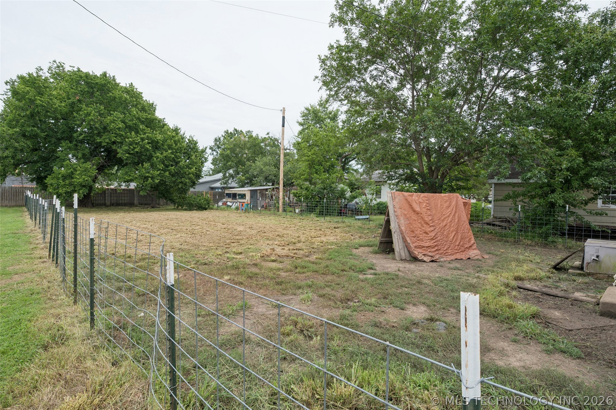 611 W 6th Street Property Photo 27