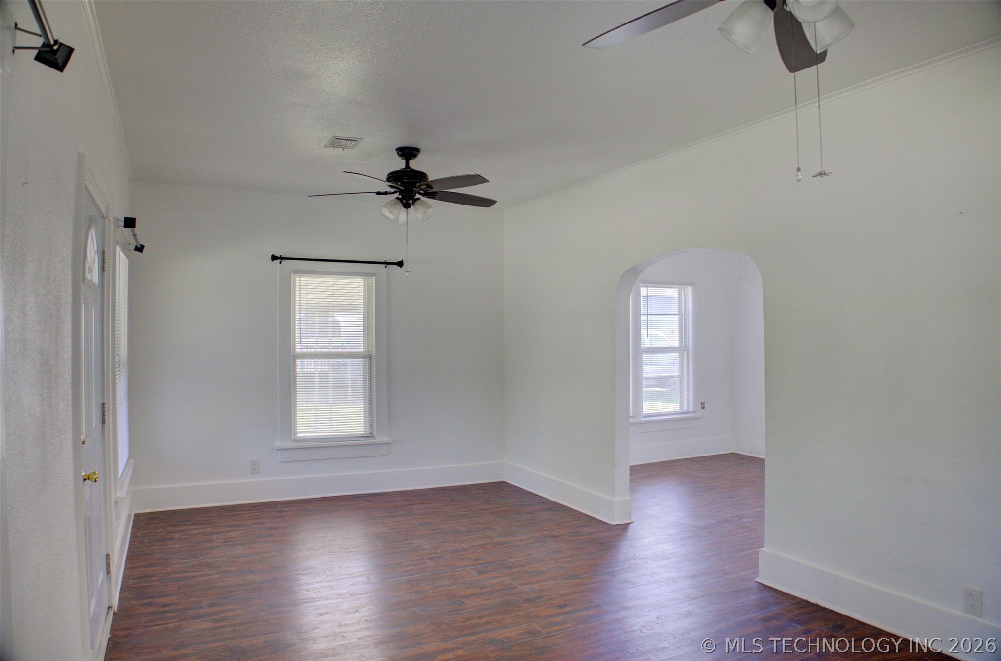 920 S Price Avenue Property Photo 6