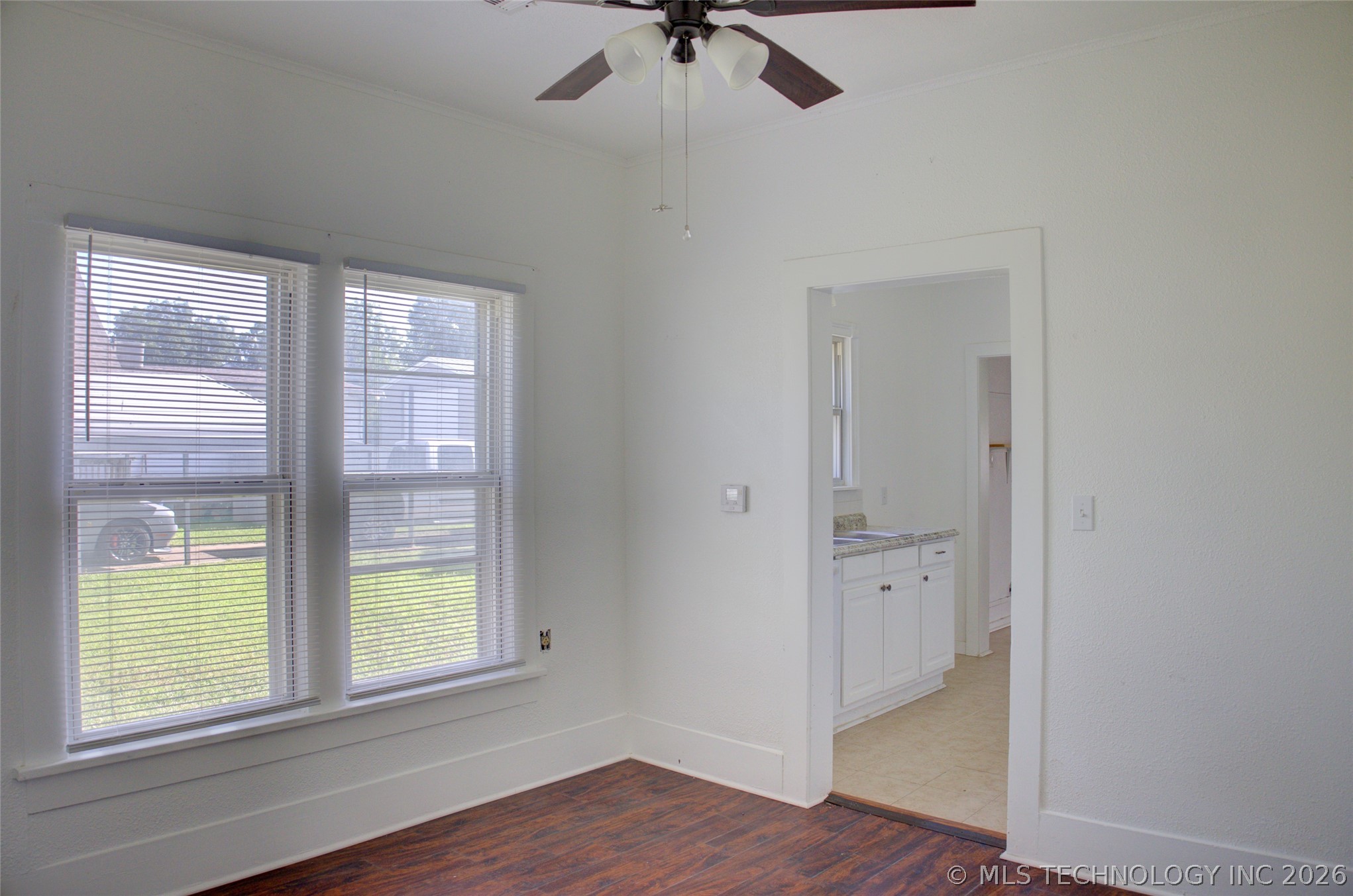 920 S Price Avenue Property Photo 8
