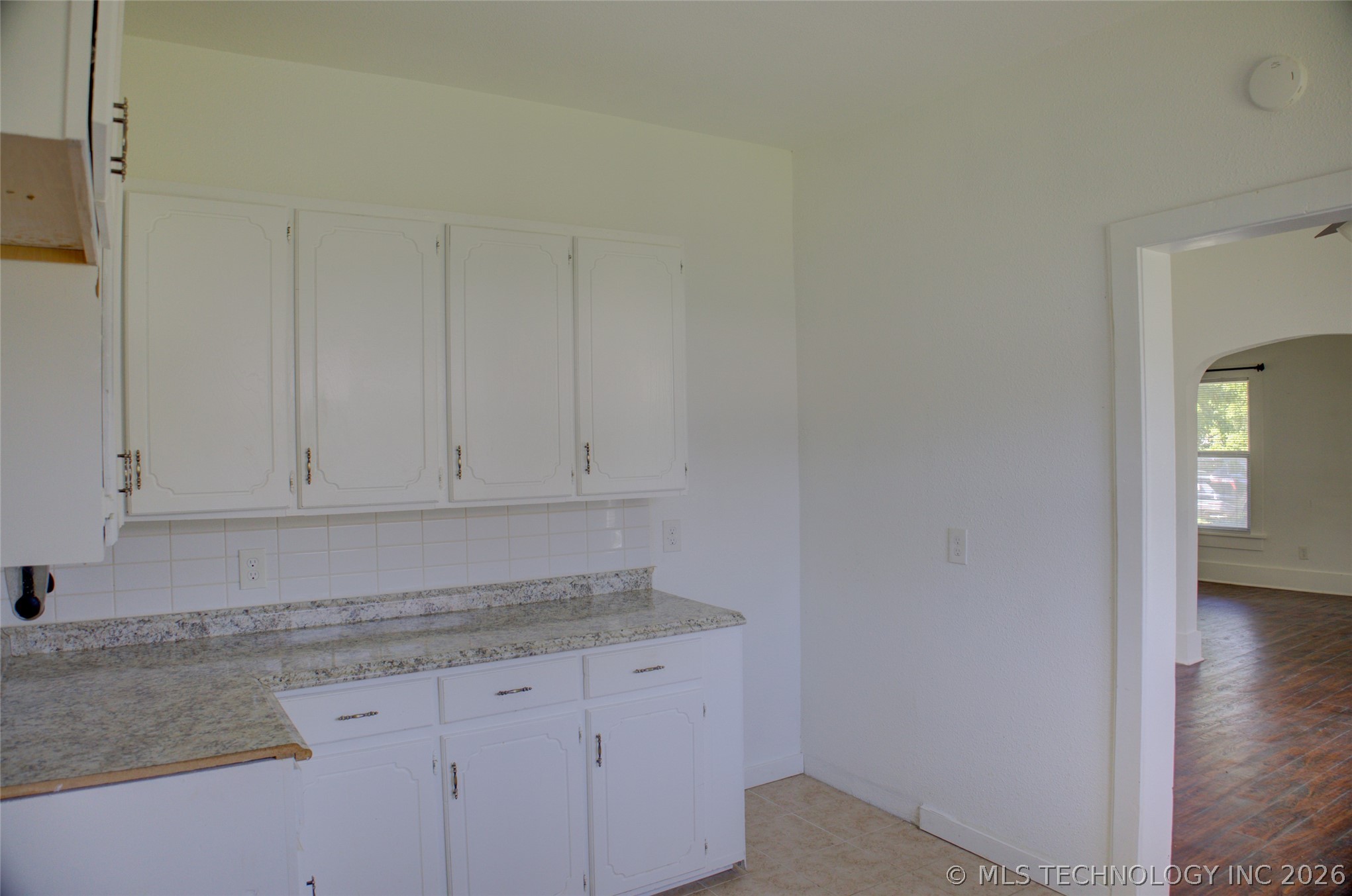 920 S Price Avenue Property Photo 15