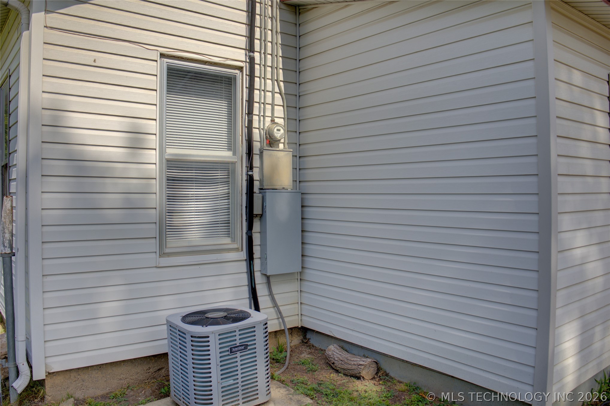 920 S Price Avenue Property Photo 27