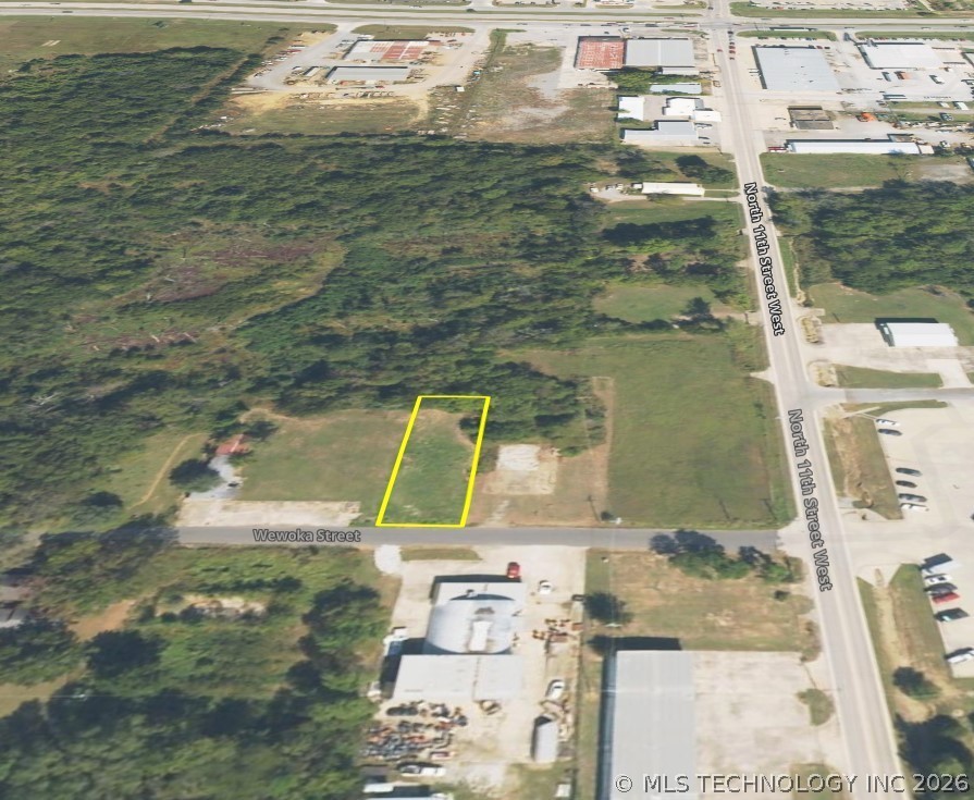 1139 Wewoka Street Property Photo 3