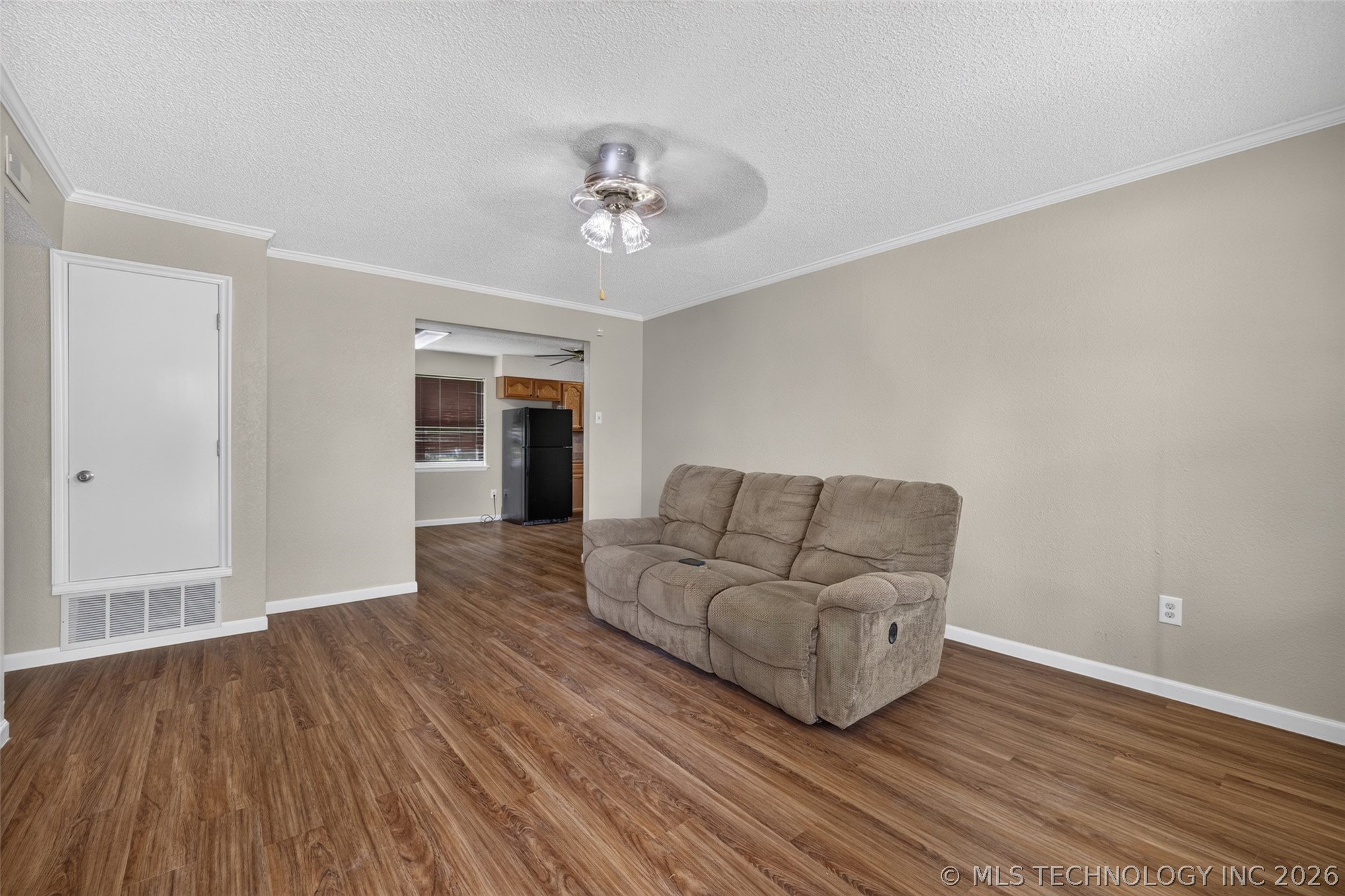 458 E 137th Street Property Photo 5