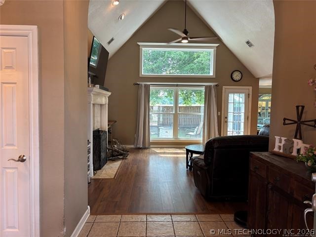 8040 Silverado Road Property Photo 4