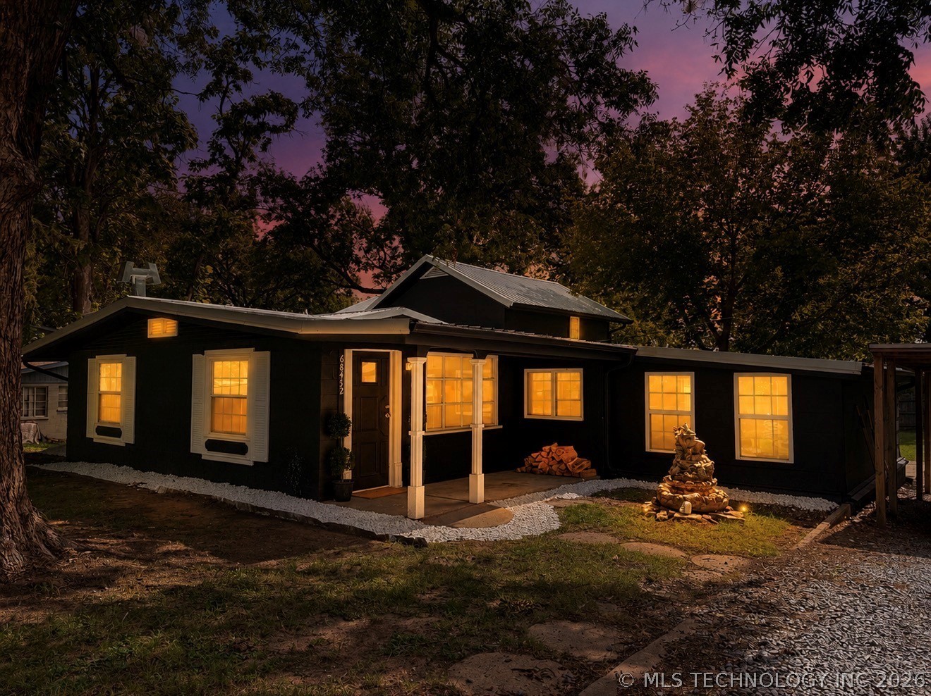 68452 S 319 Road Property Photo 1