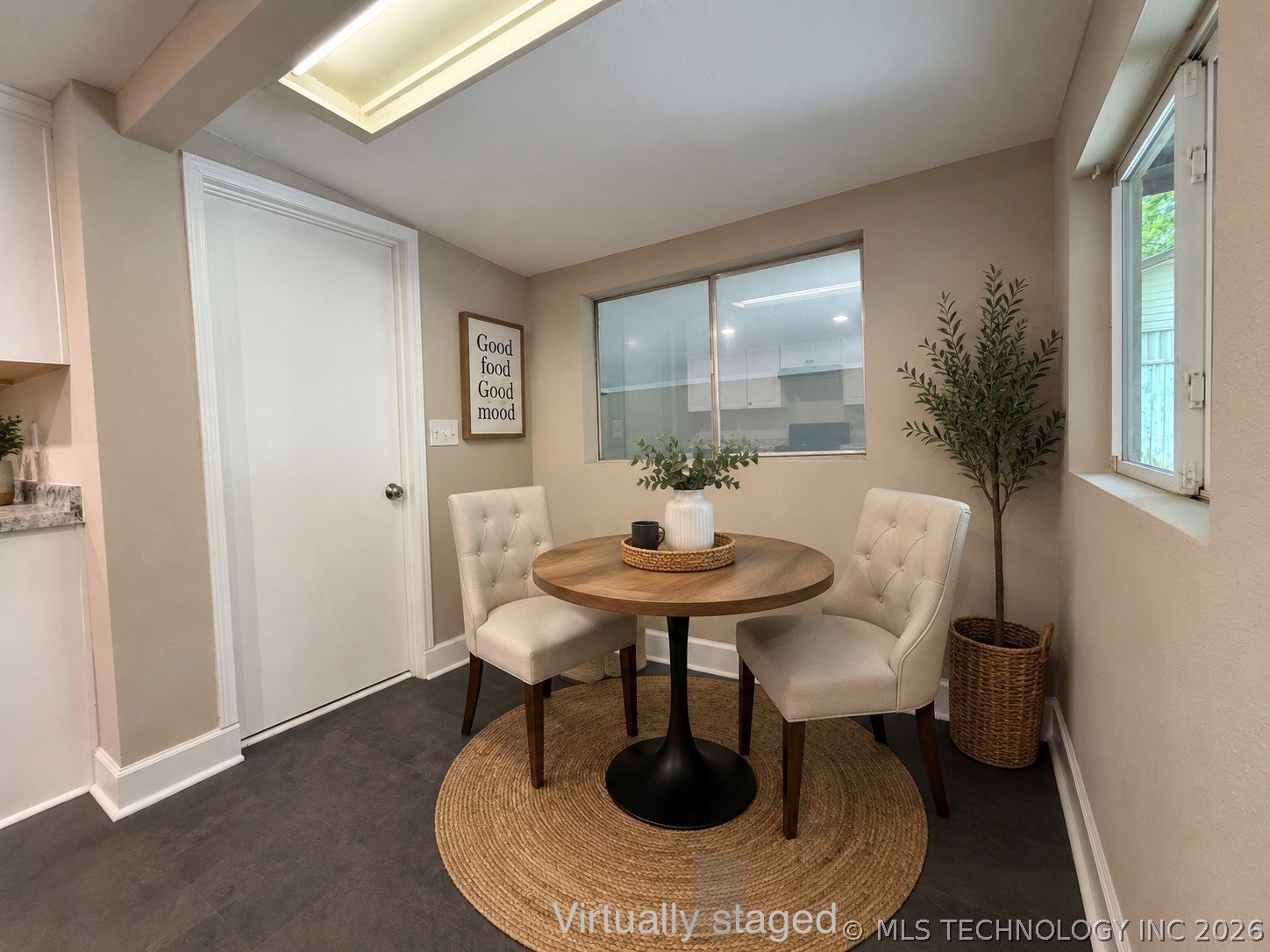 68452 S 319 Road Property Photo 7