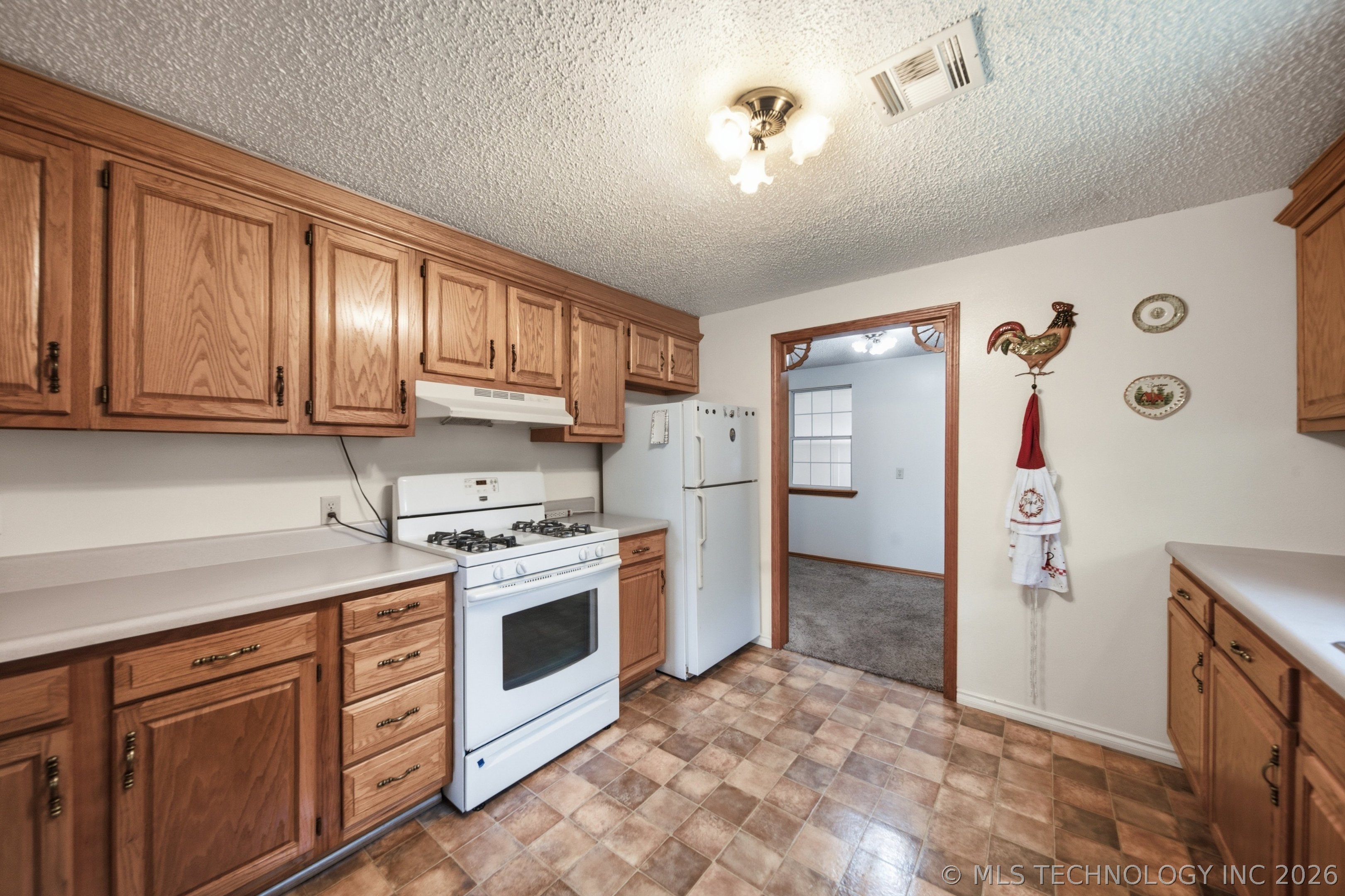 16610 S 4180 Road Property Photo 16
