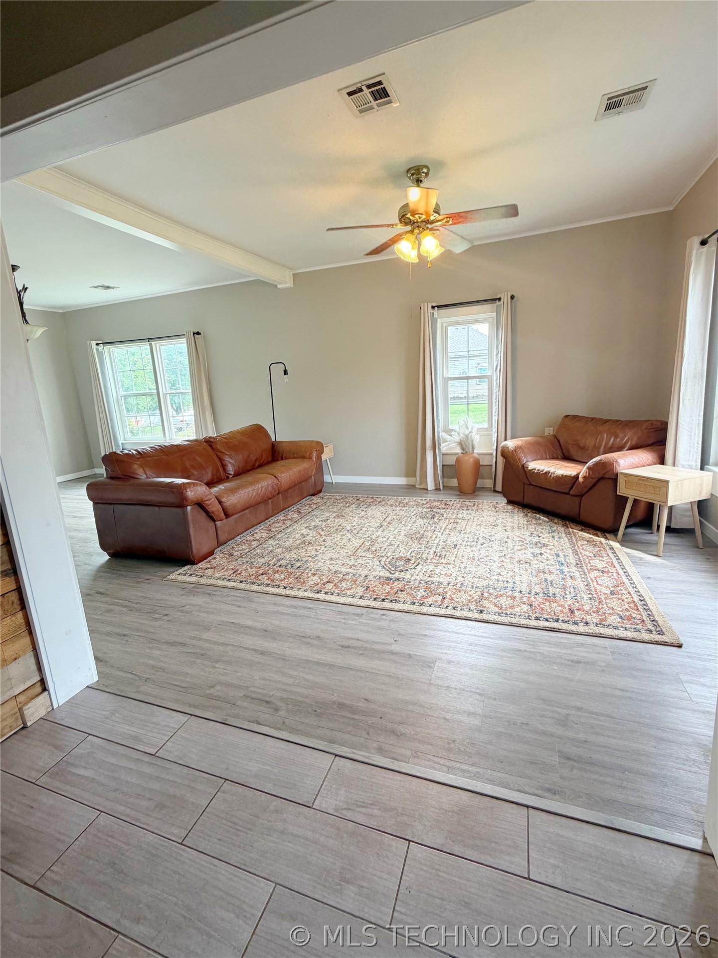 223 N Lee Street Property Photo 4